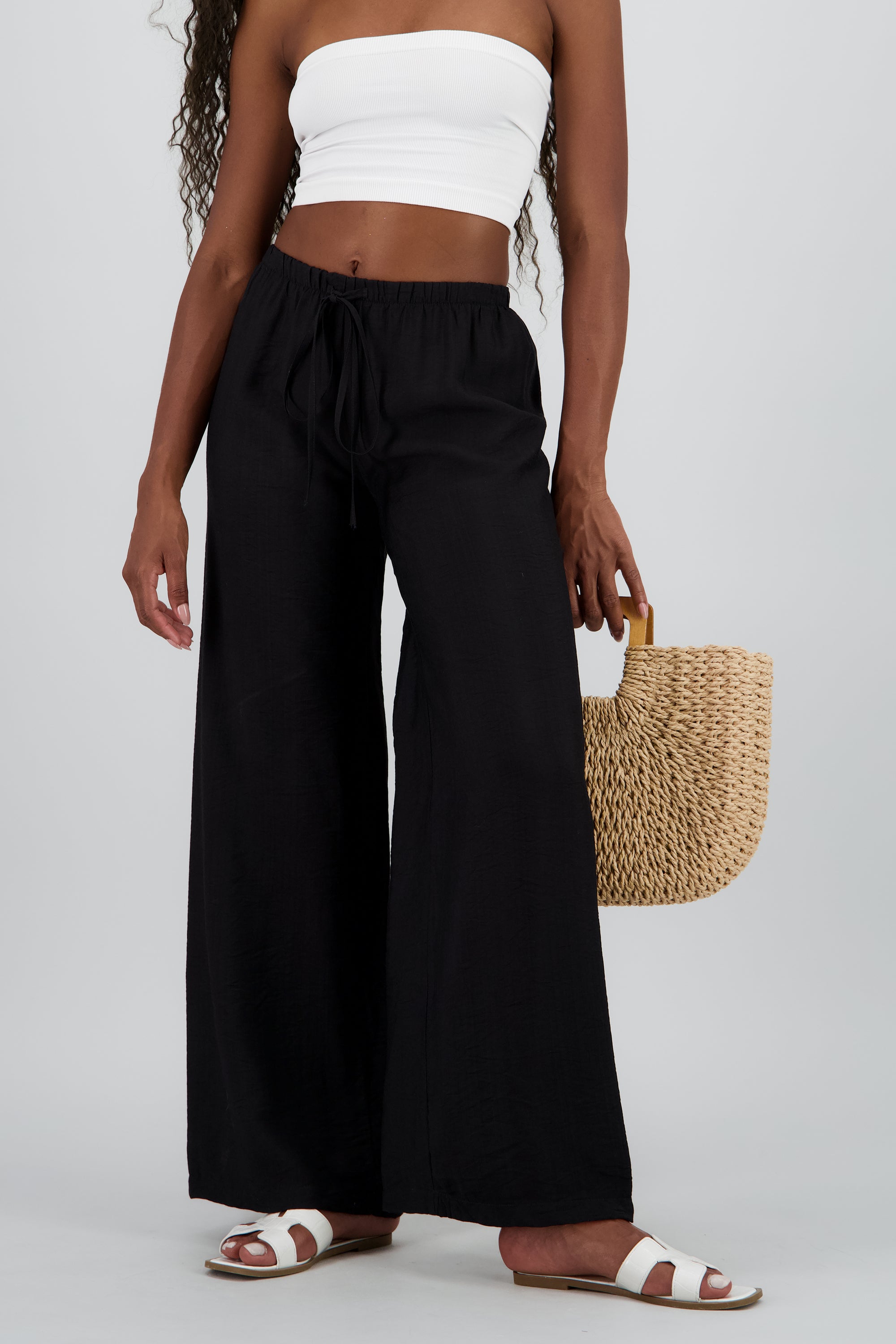 Pantalon wide leg fluido detalle resorte jareta NEGRO