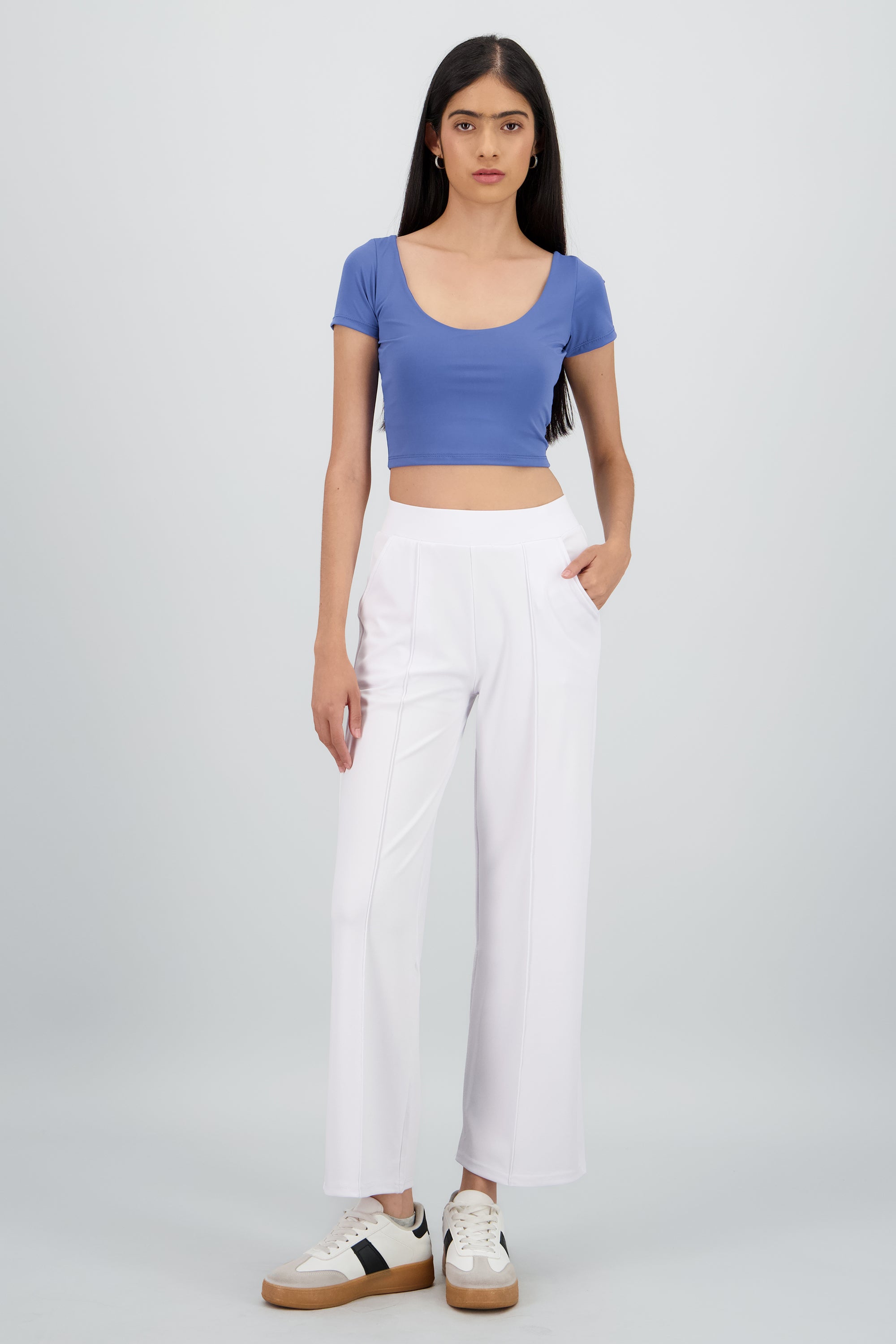 Pantalon liso con bolsas BLANCO
