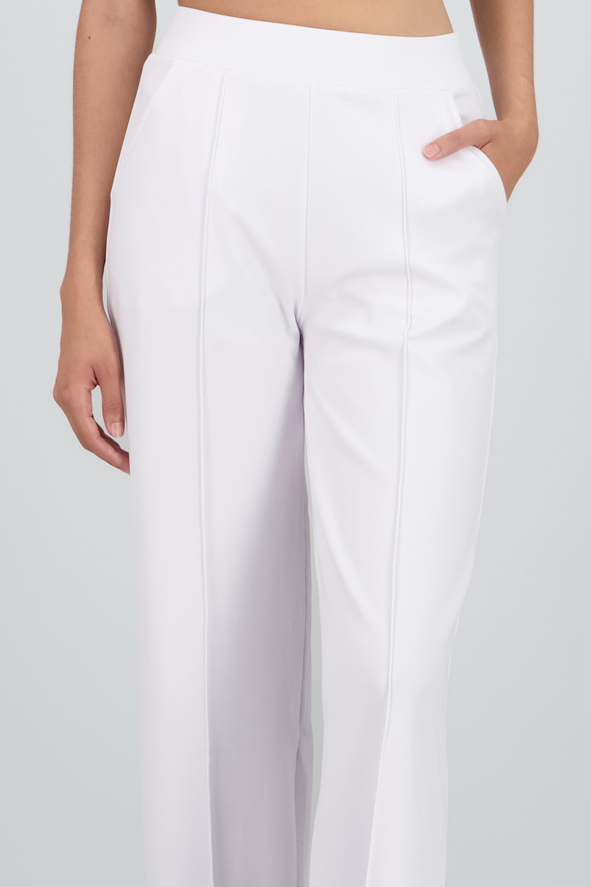 Pantalon liso con bolsas BLANCO