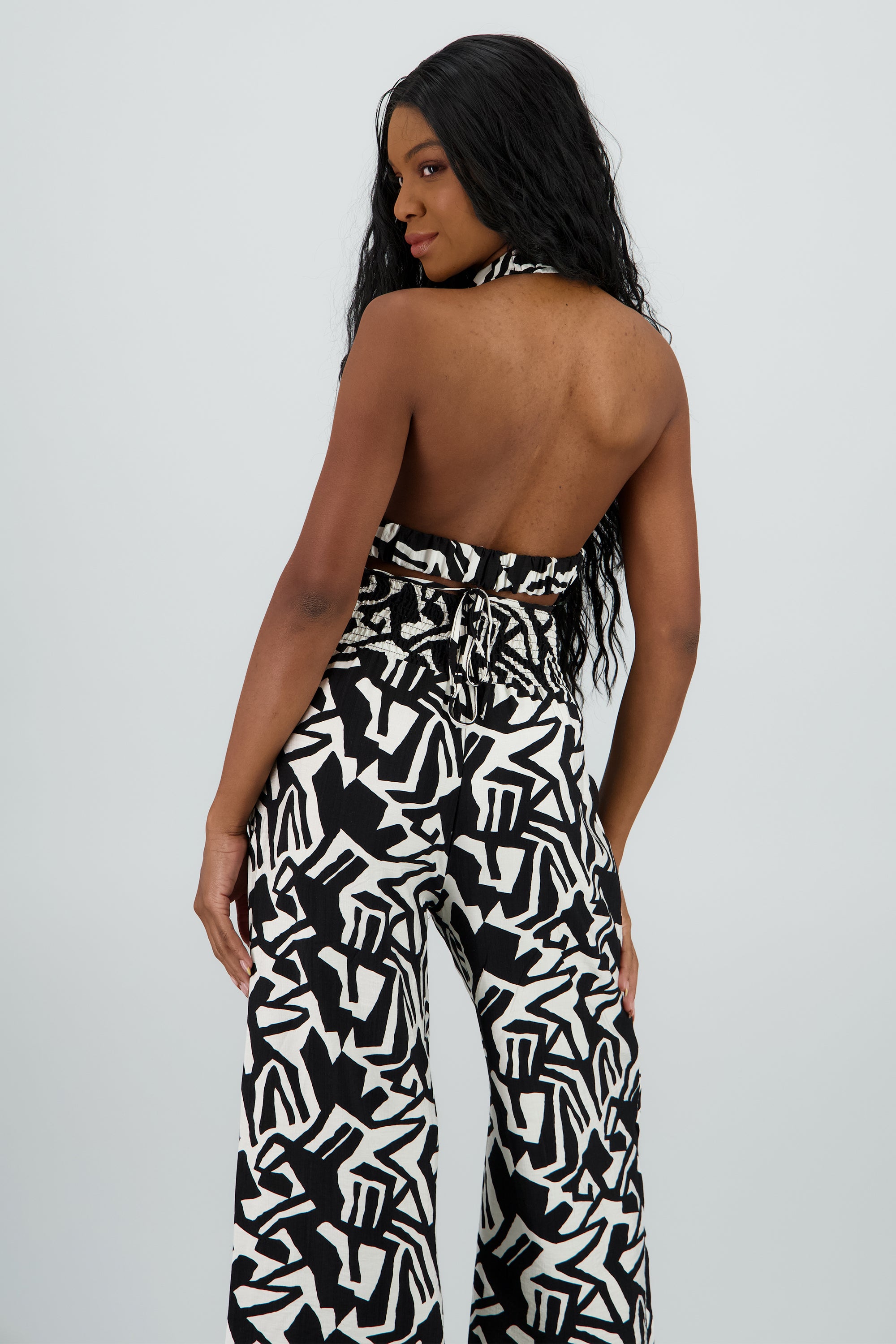 Top halter con estampado NEGRO COMBO