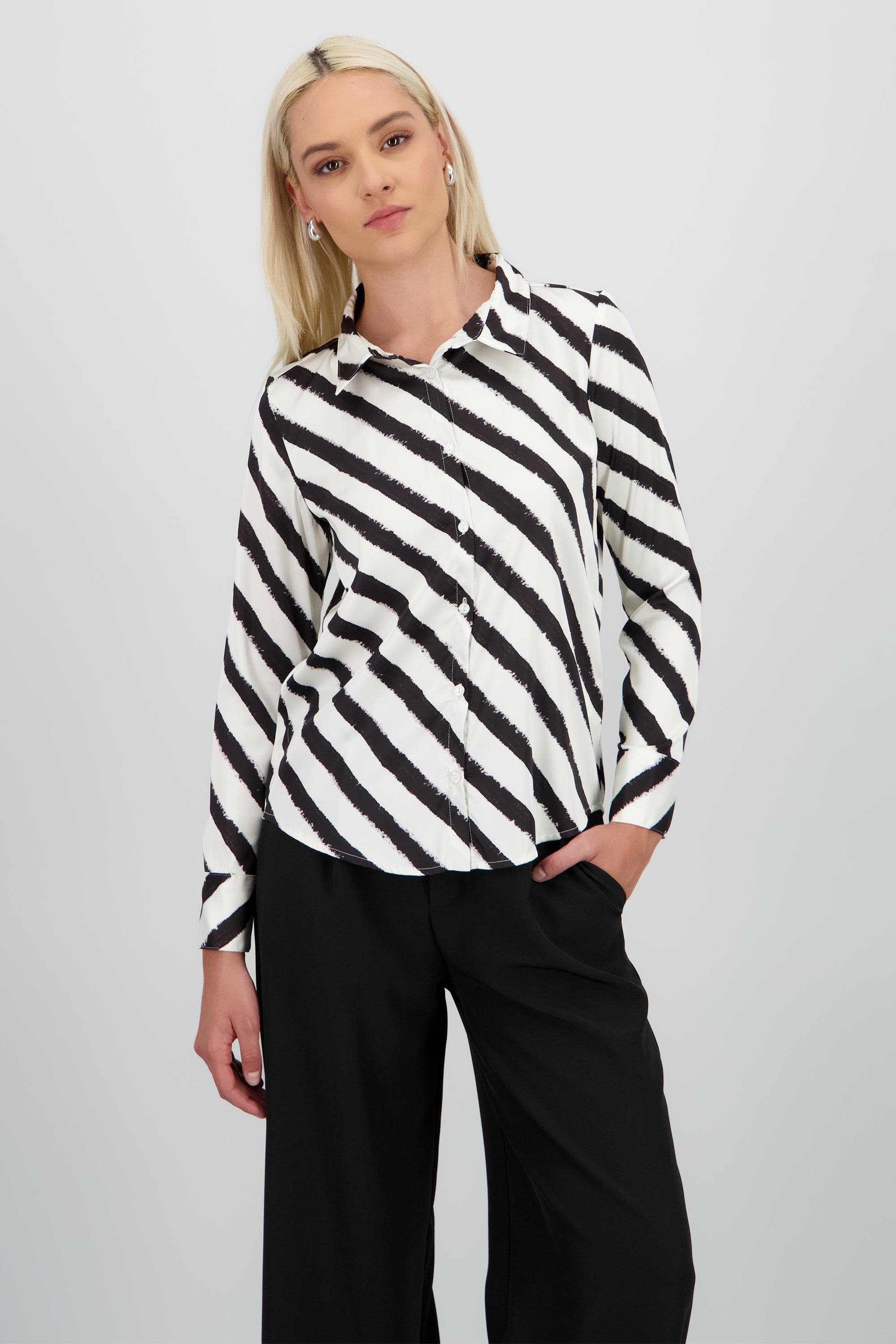Camisa fluida rayas asimetricas HUESO COMBO