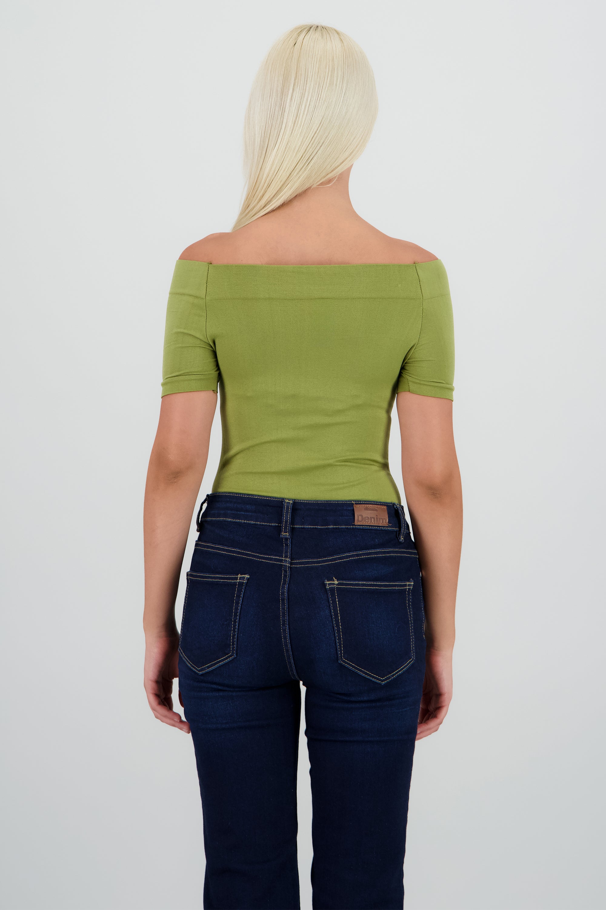 Bodysuit Liso Hombros Descubiertos OLIVO