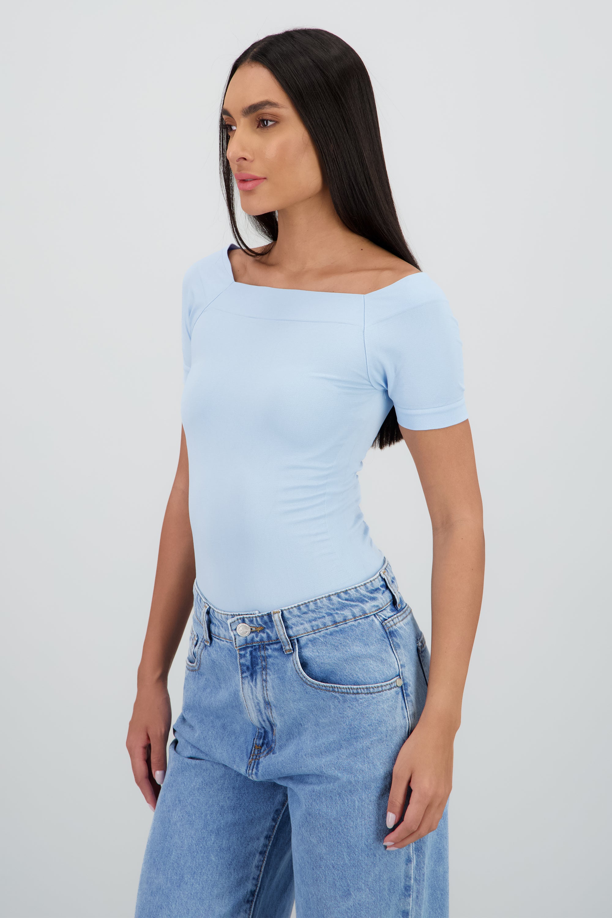 Bodysuit Liso Hombros Descubiertos AZUL PASTEL
