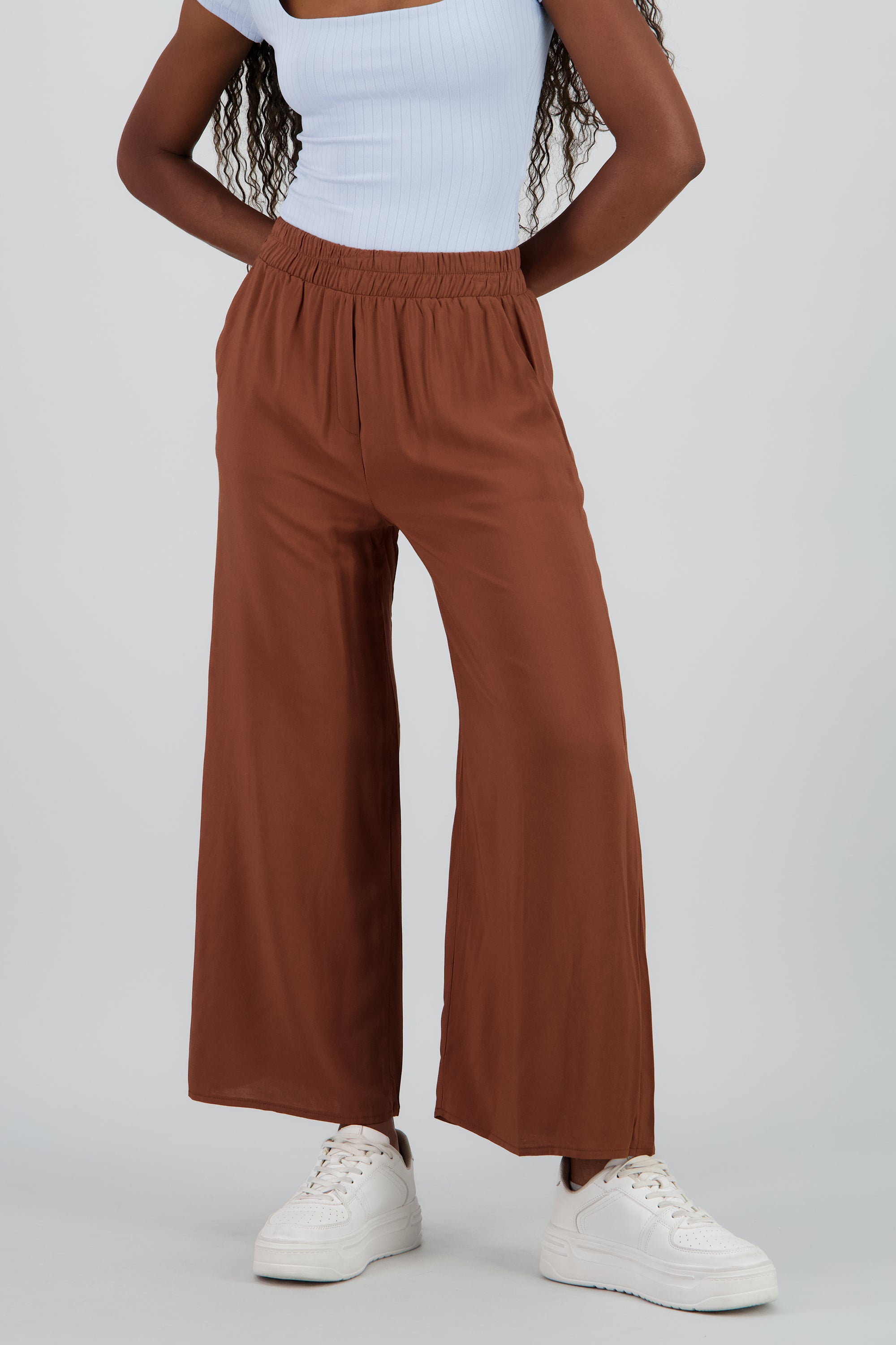 Pantalón Wide Leg Cintura Alta Fruncida CHOCOLATE