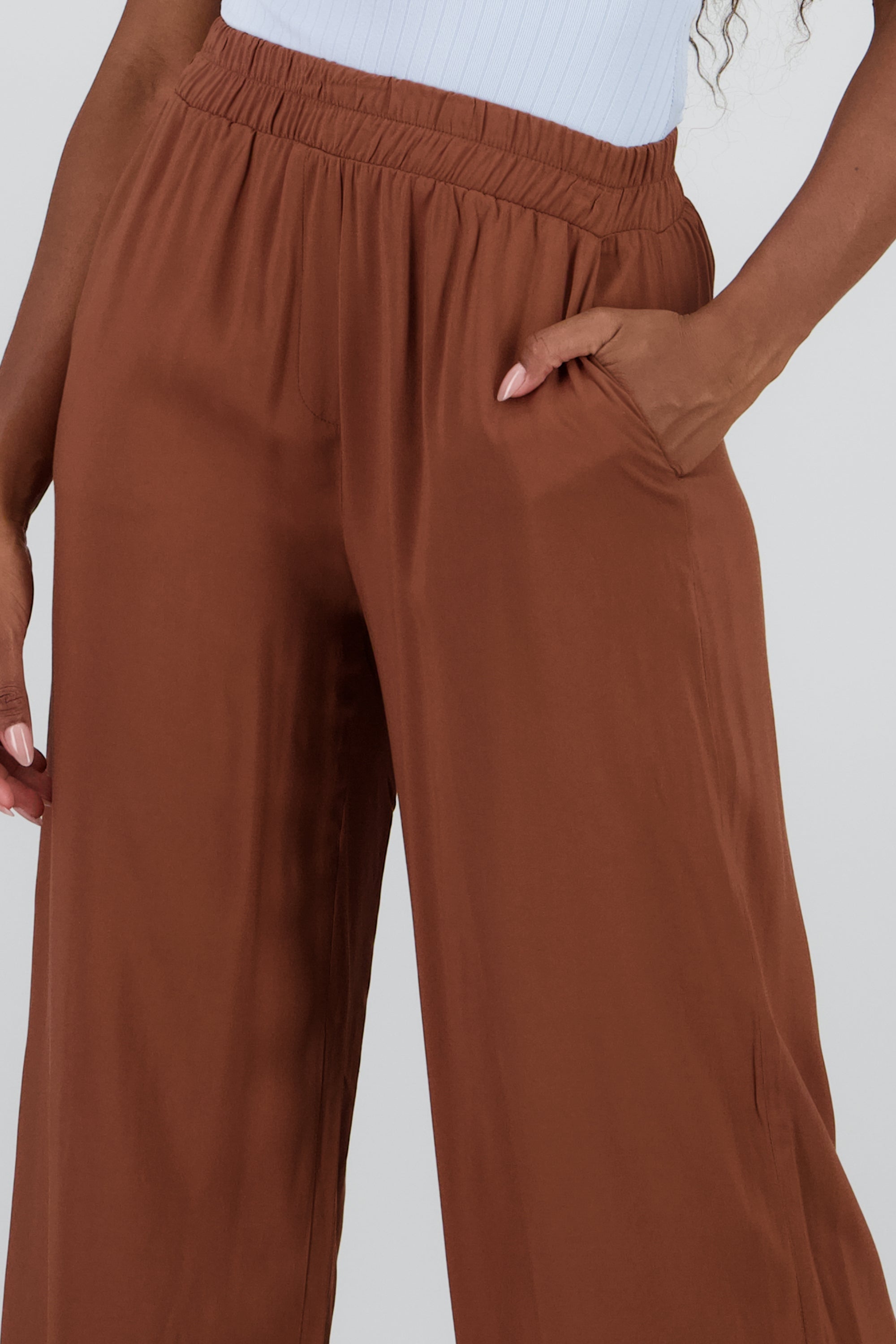 Pantalón Wide Leg Cintura Alta Fruncida CHOCOLATE