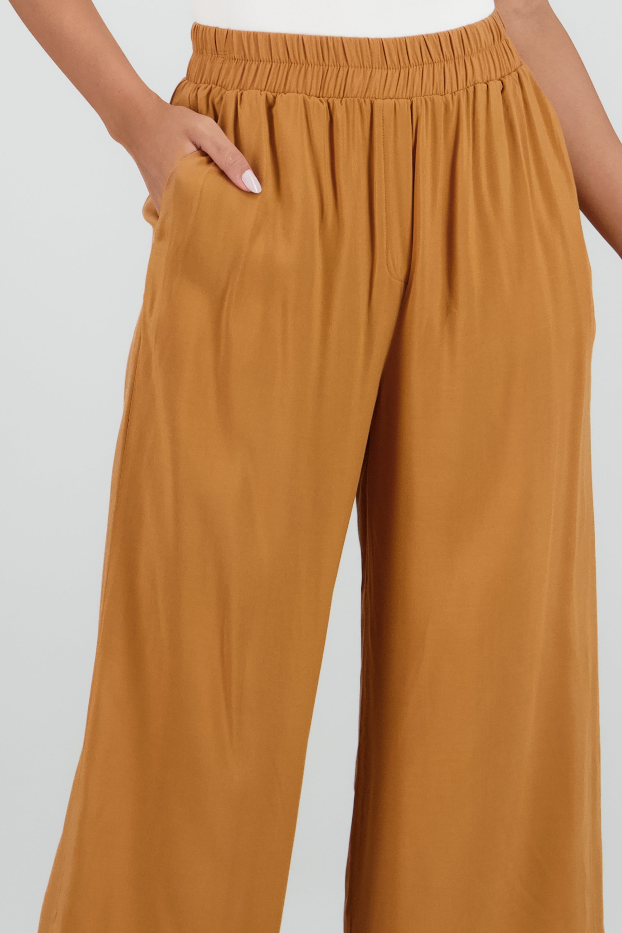 Pantalón Wide Leg Cintura Alta Fruncida CAMELLO