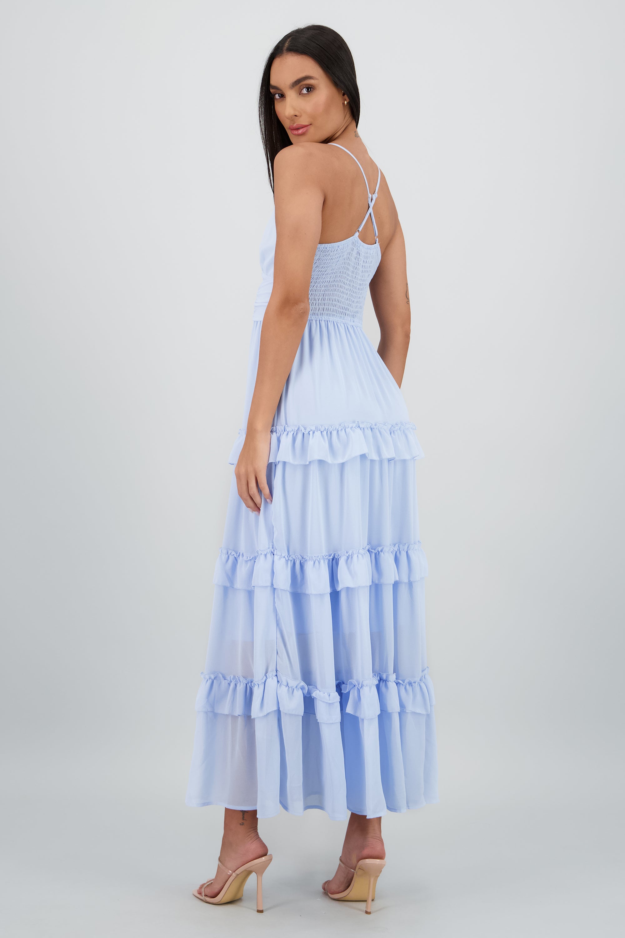 Maxi vestido con volumen y olanes AZUL CIELO