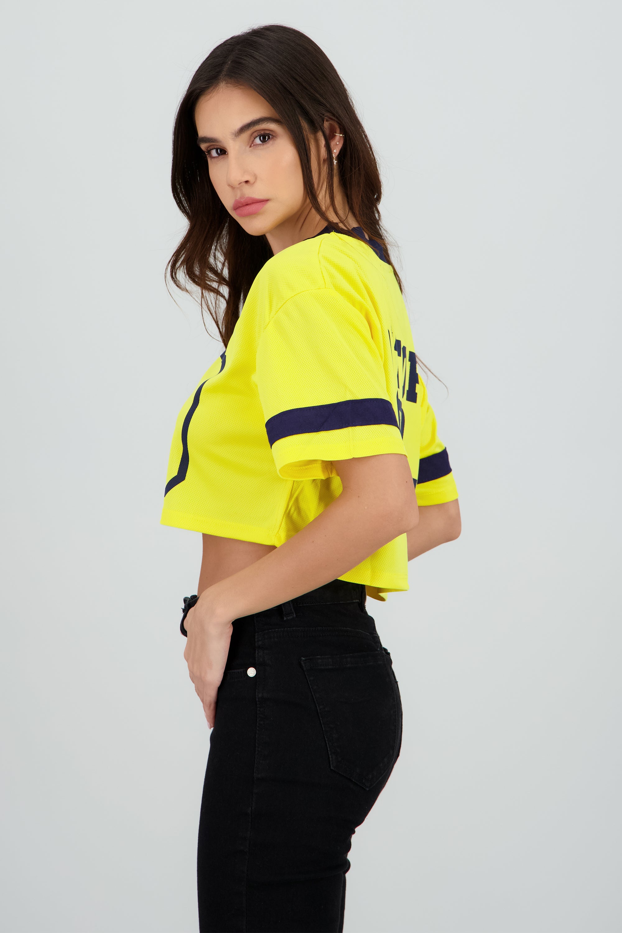 Top crop estampado numero AMARILLO
