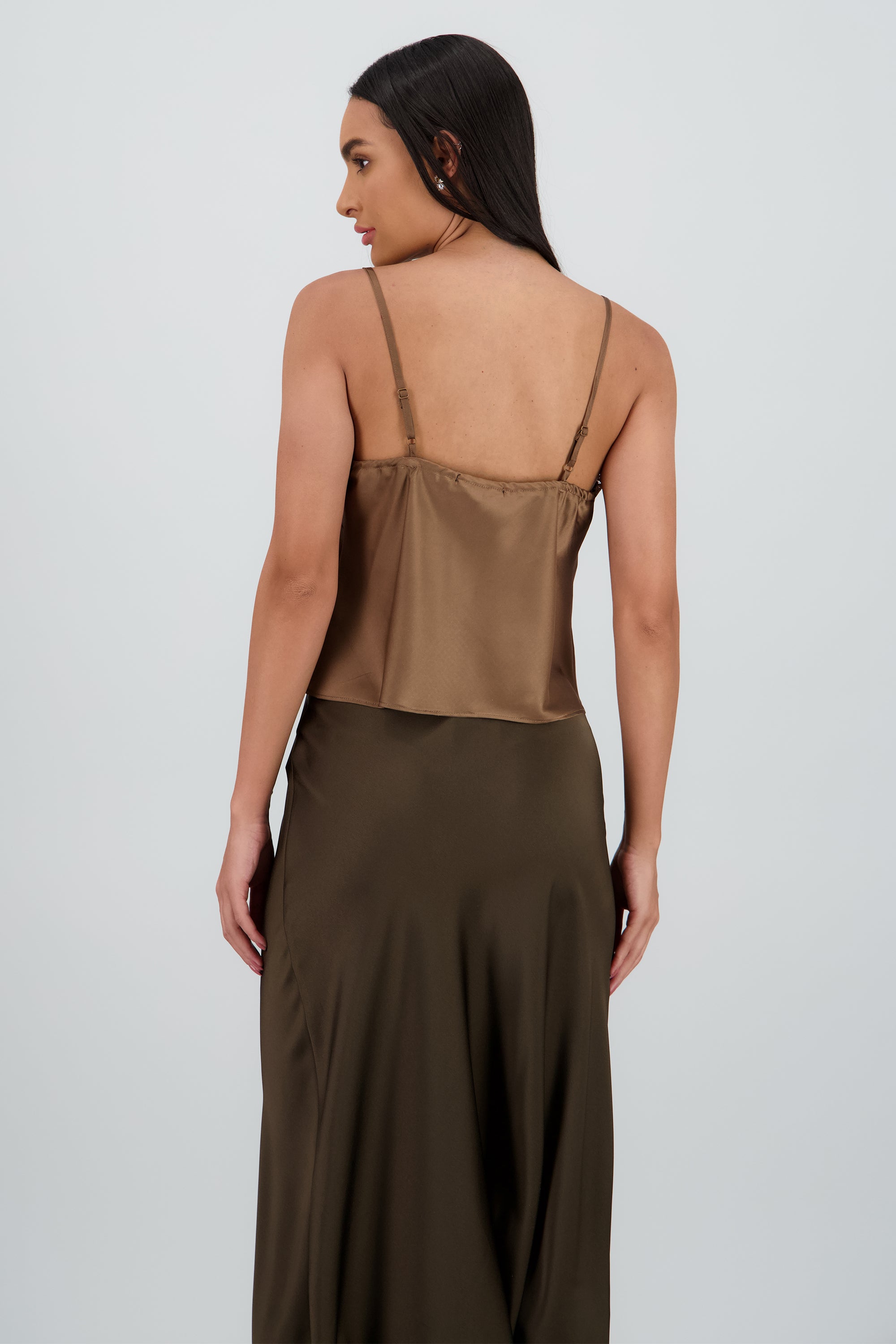 Blusa tirantes santin con detalle en encaje CHOCOLATE