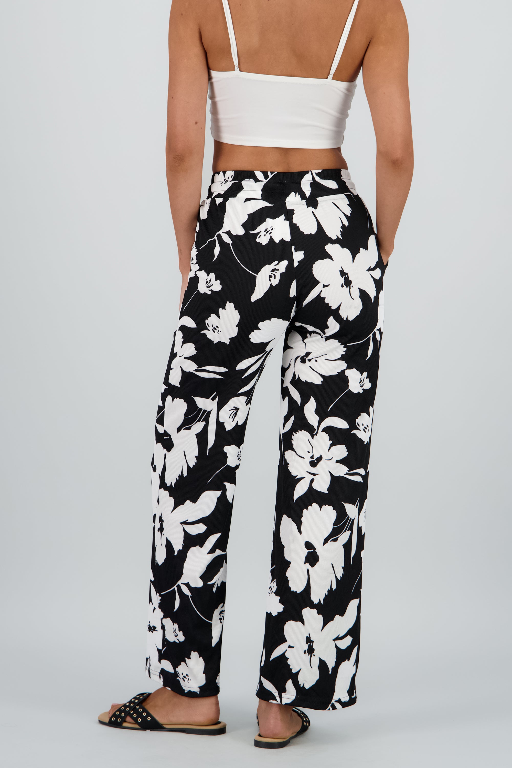 Pantalon amplio flores NEGRO COMBO