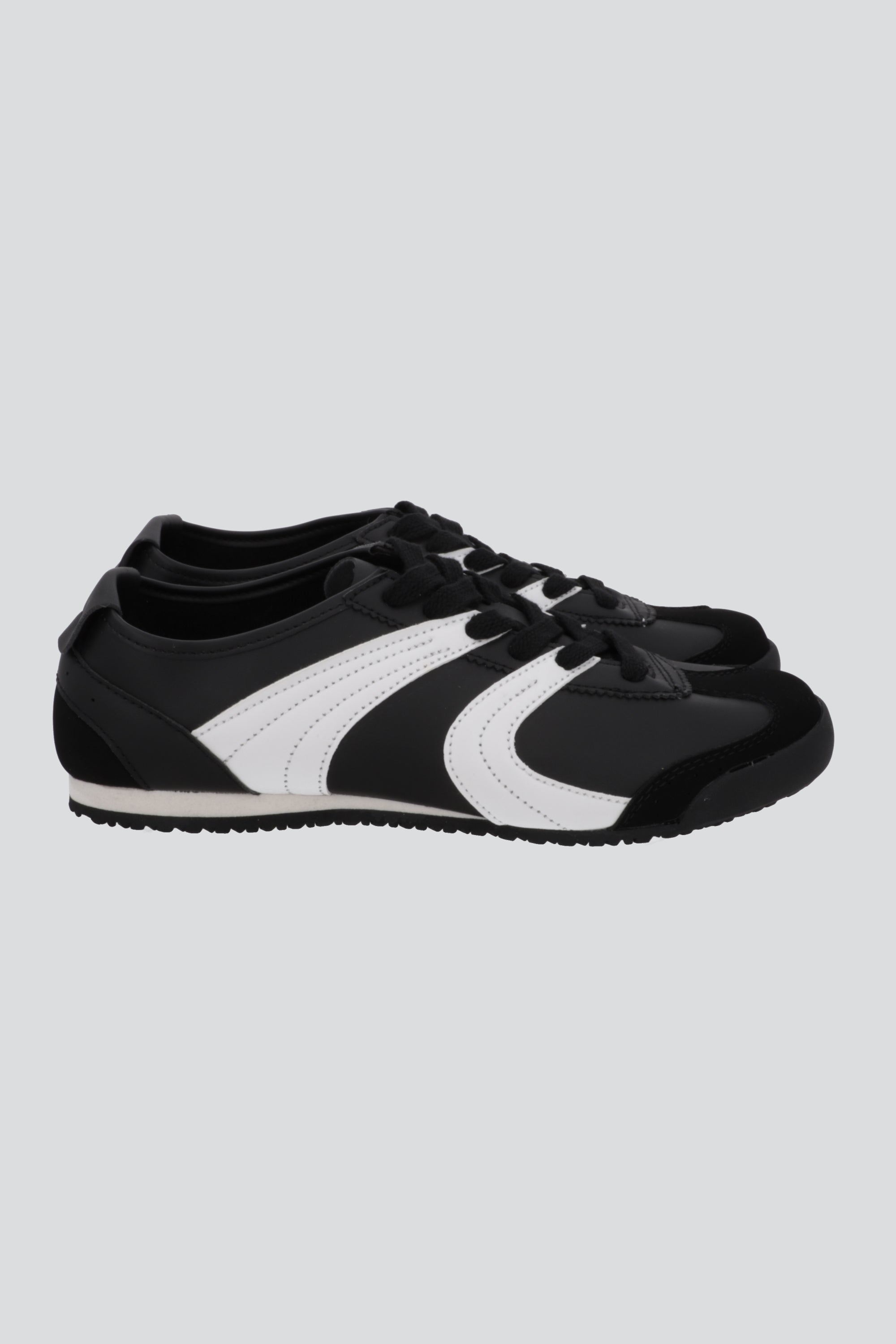 Tenis suela delgada monocolor ondas NEGRO