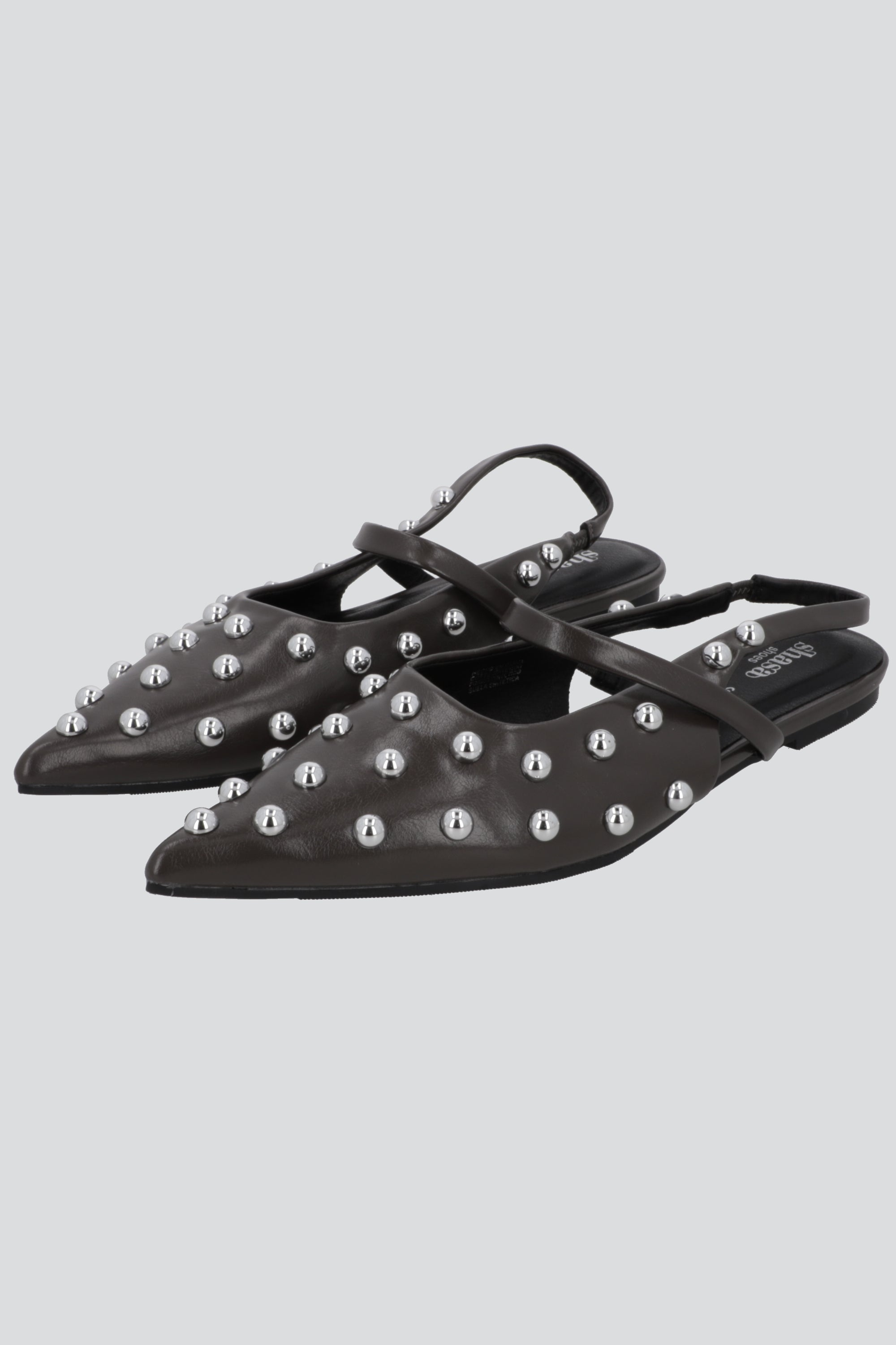 Flat pointy studs redondos OLIVO