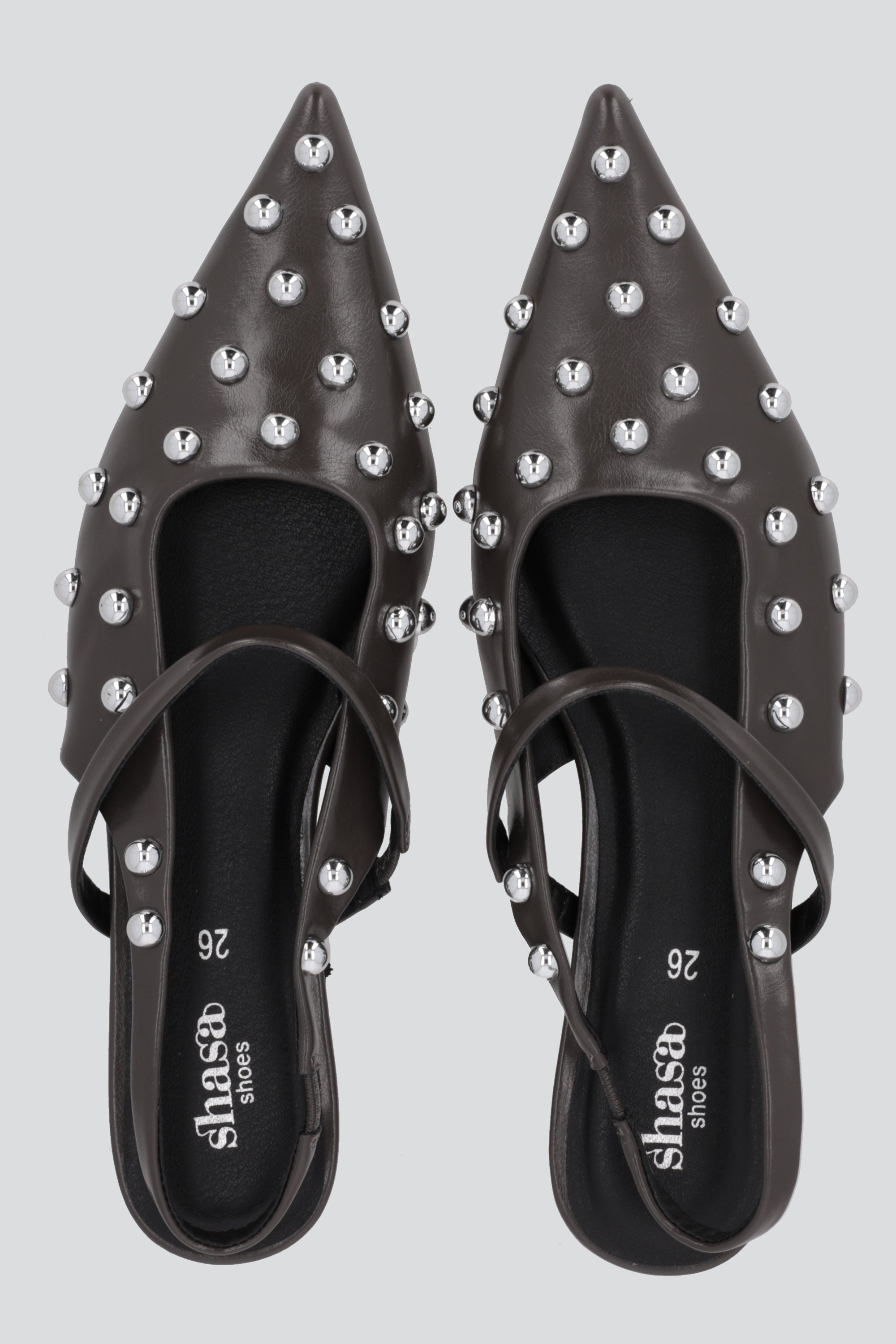 Flat pointy studs redondos OLIVO