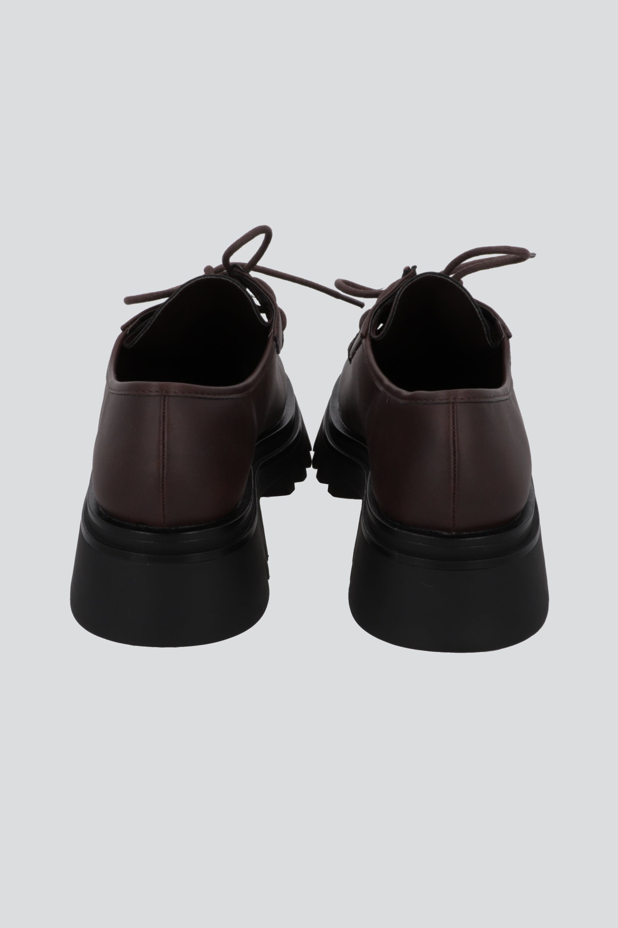 Loafer chunky agujetas CAFE