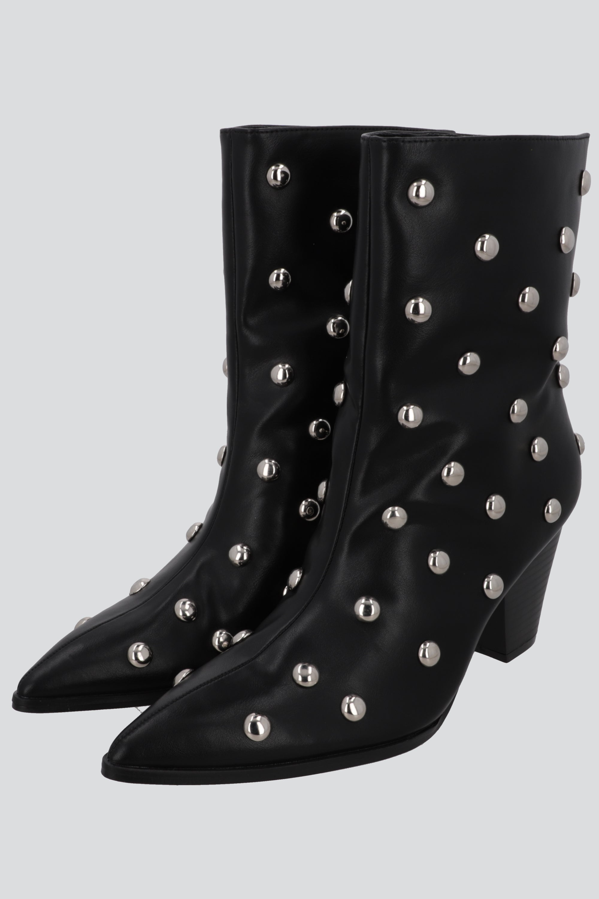 Botin pointy mega studs NEGRO