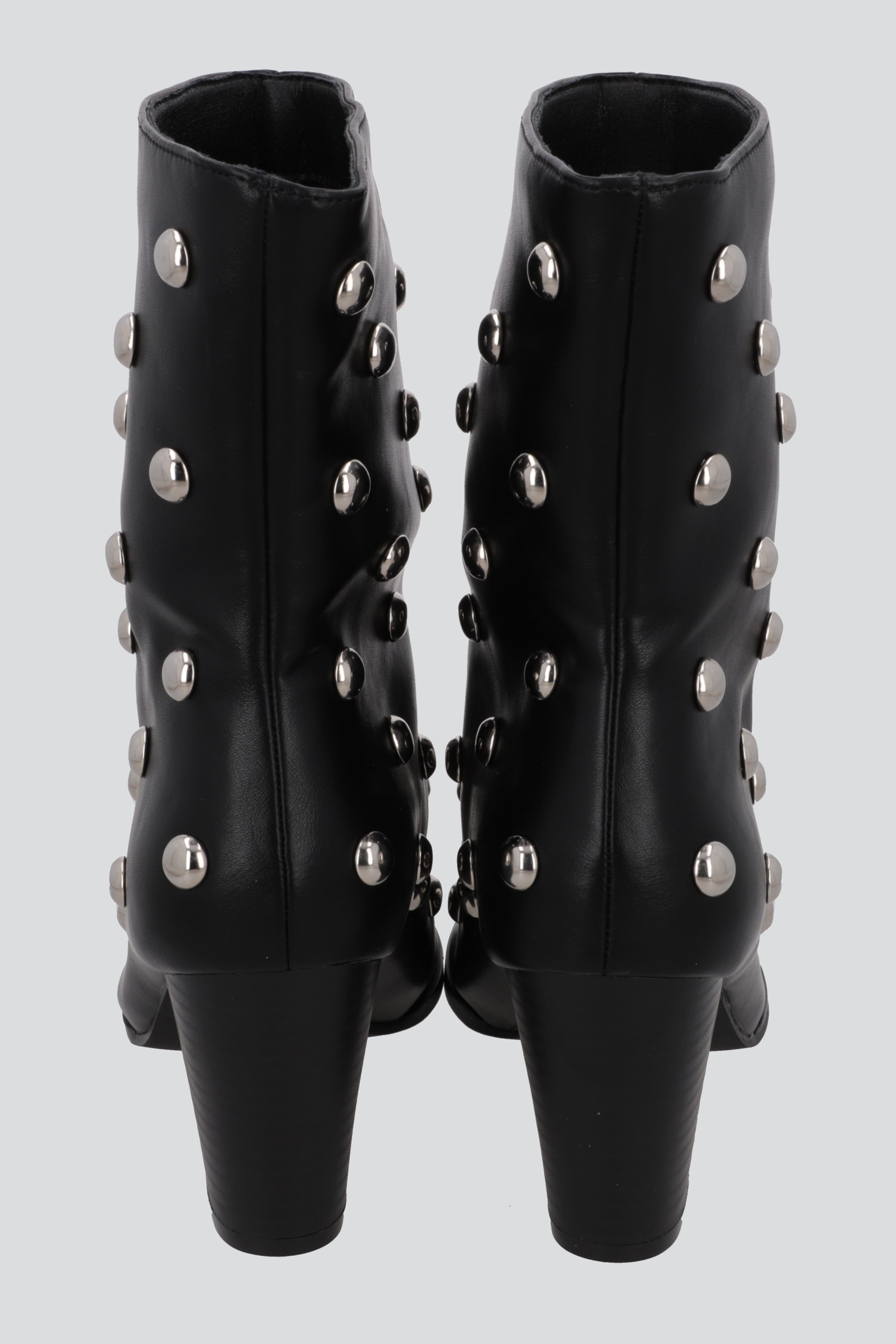 Botin pointy mega studs NEGRO