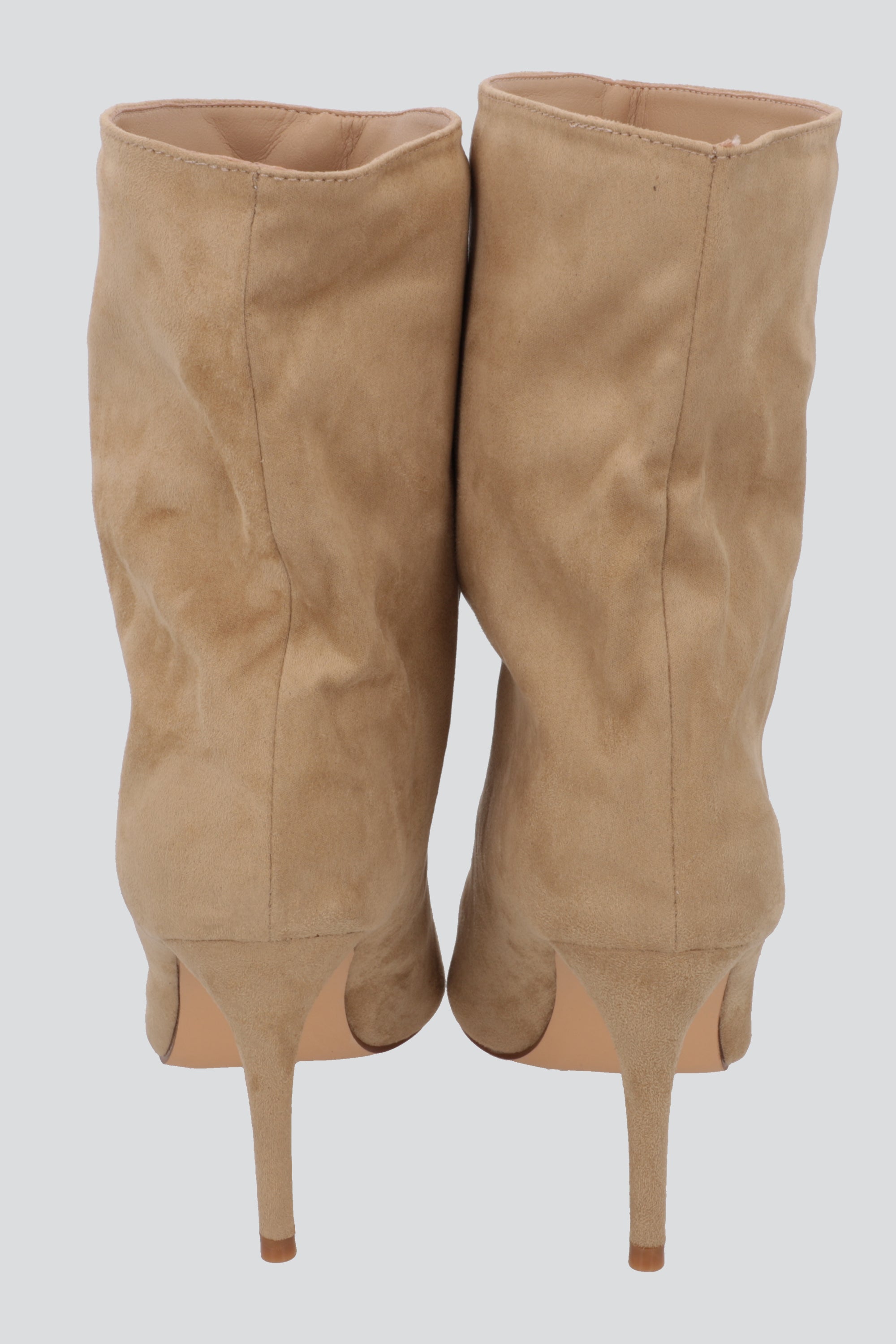 Botin pointy cubeta suede BEIGE