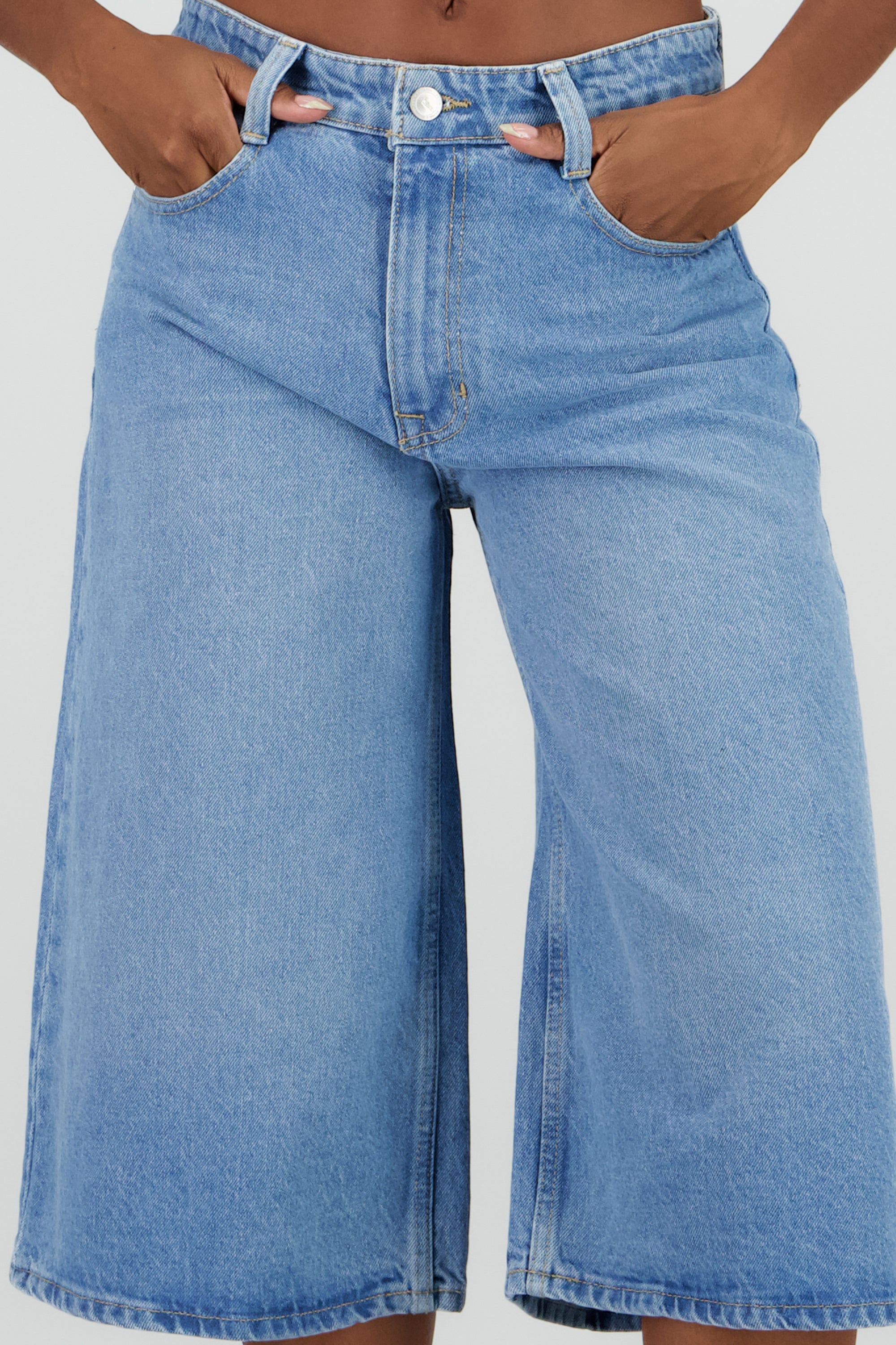 Jort mid rise MEDIUM WASH