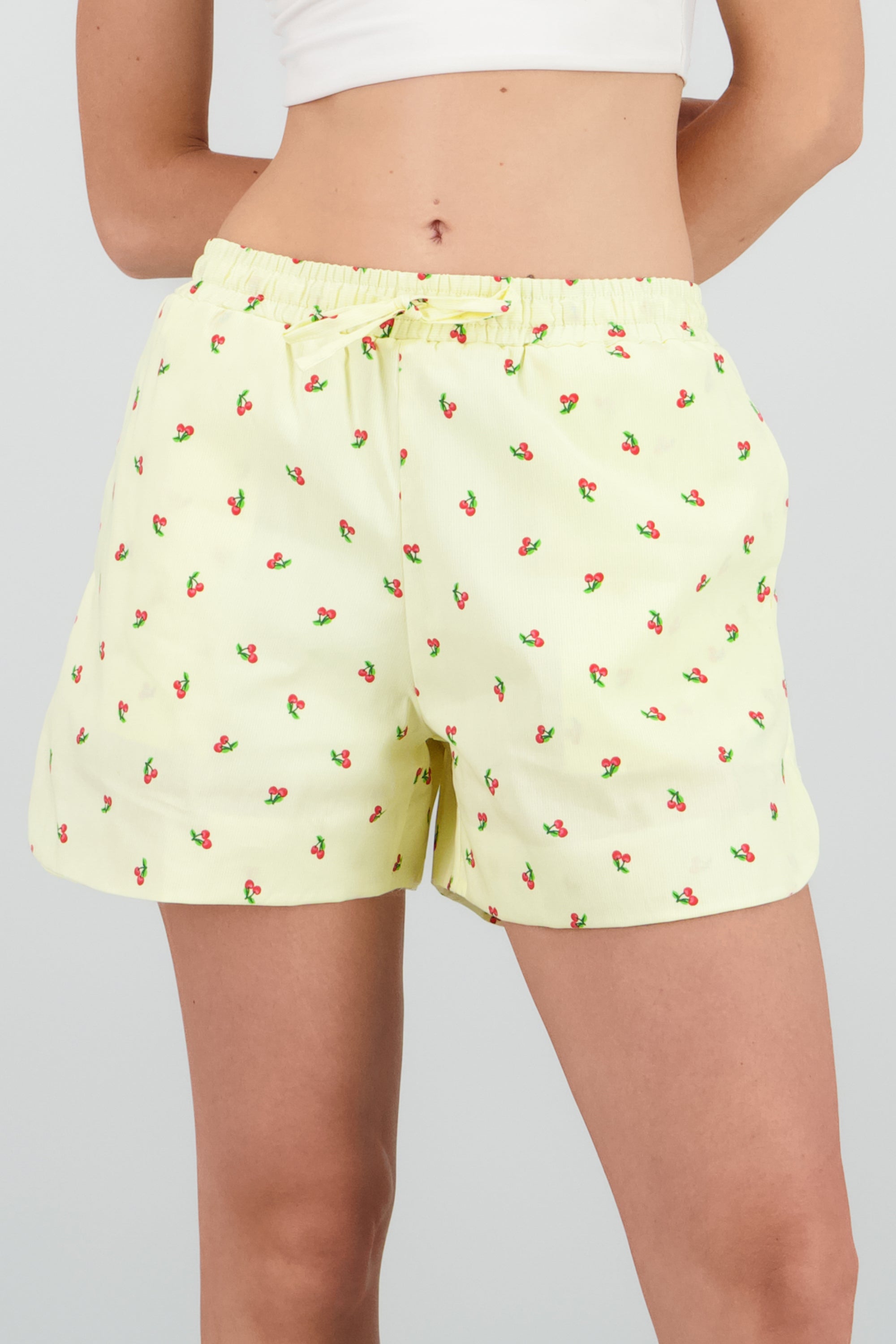 Shorts mini detalle bolsas cerezas AMARILLO PASTEL