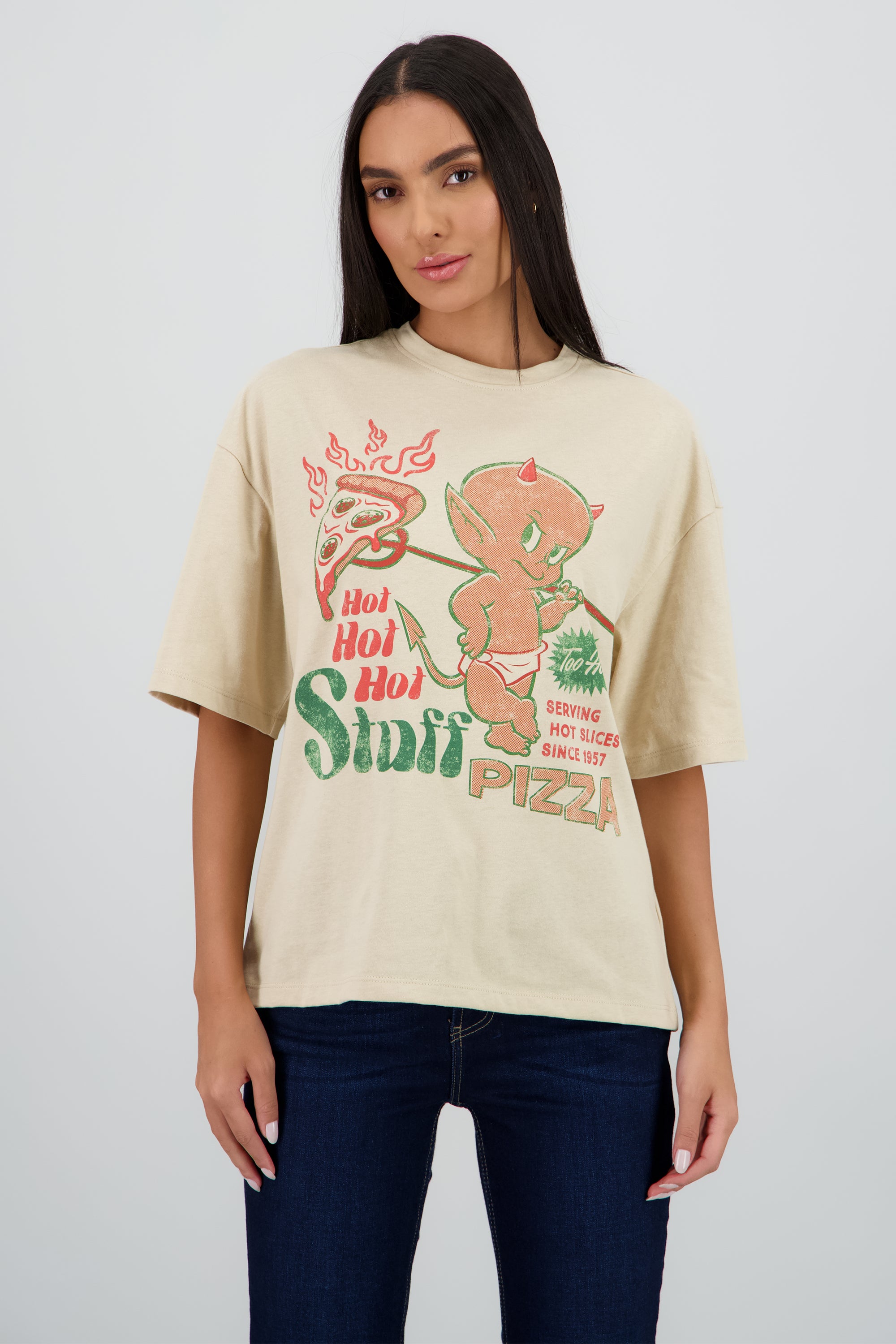 Playera over hot stuff pizza ARENA