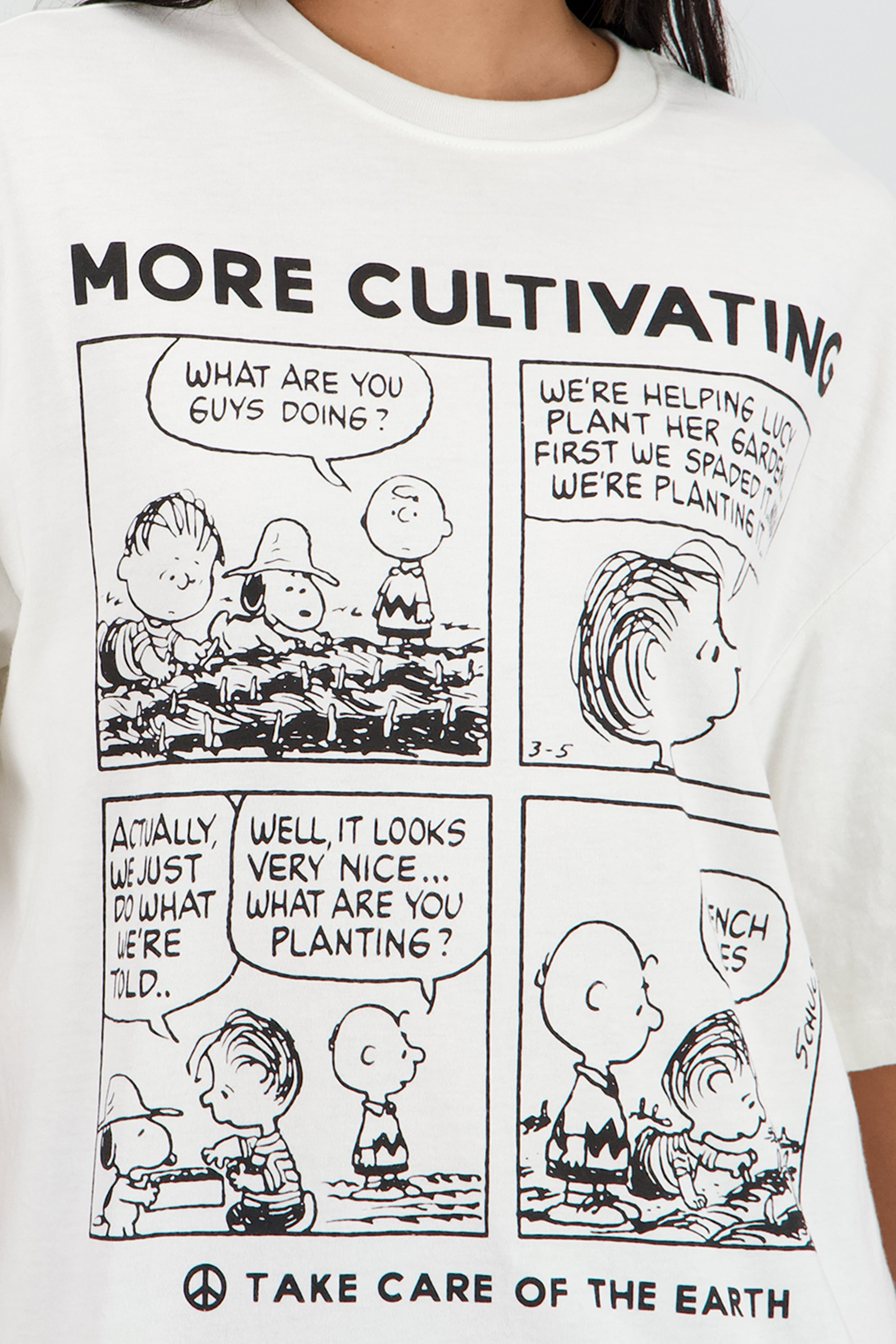 Playera oversized snoopy cartoon BLANCO