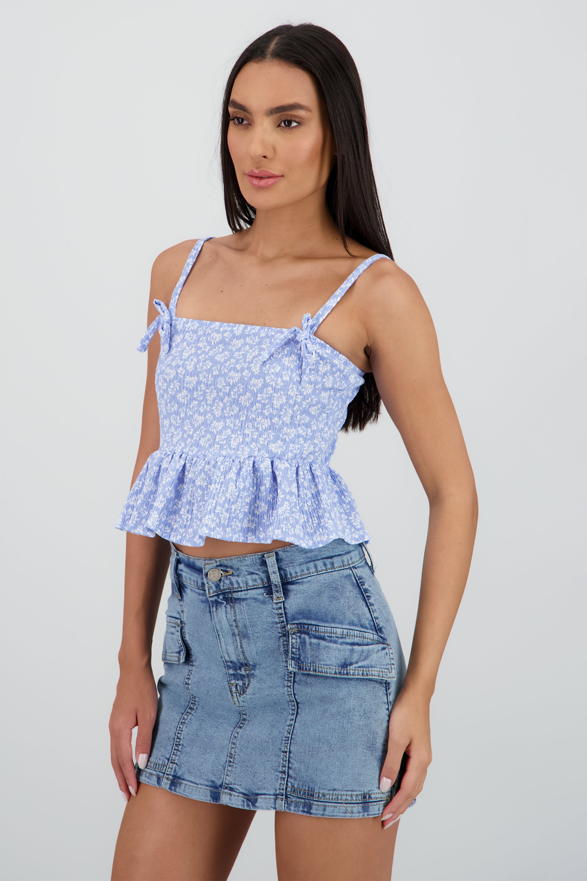 Top tirantes detalle olan moños AZUL PASTEL