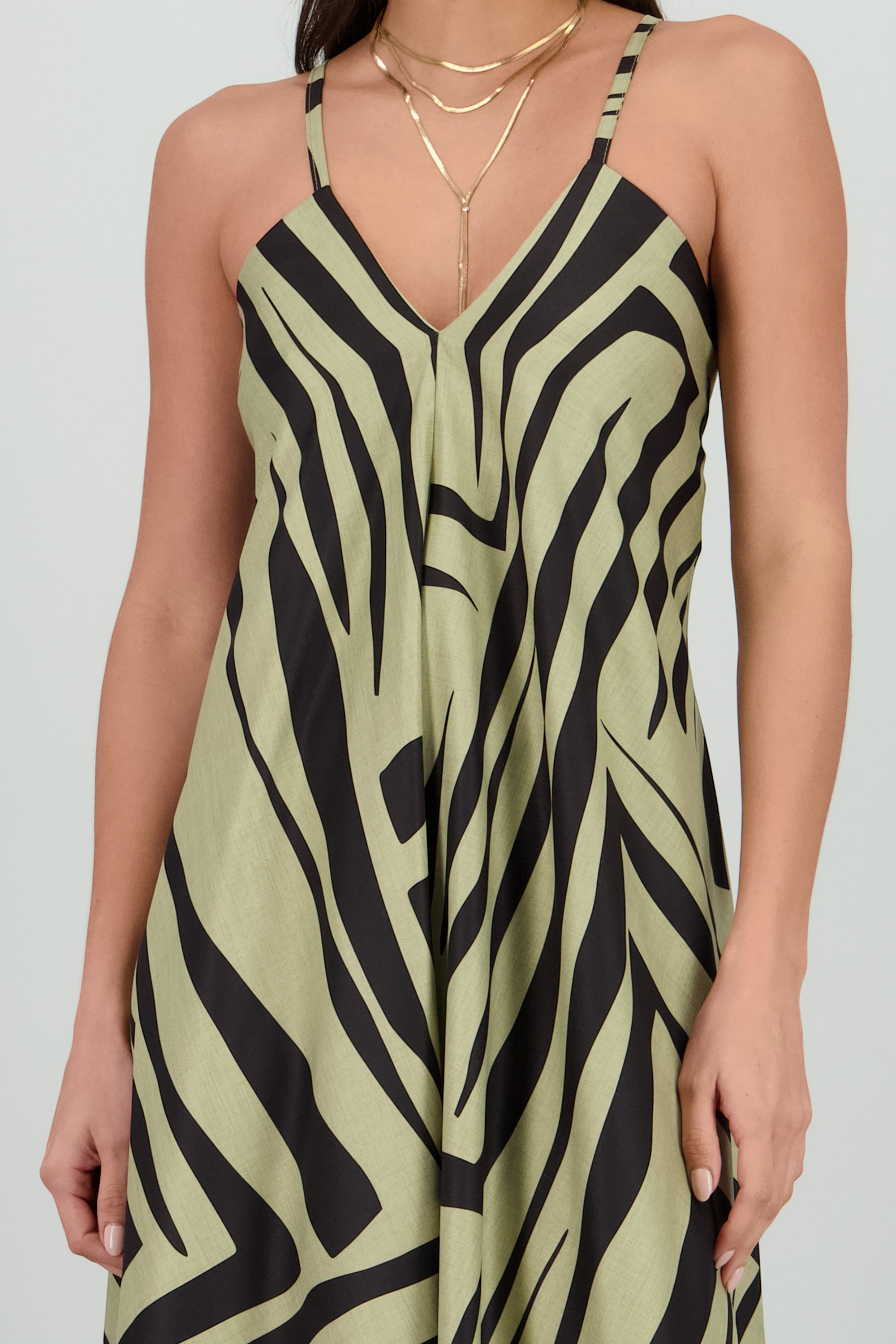 Vestido escote v estampado OLIVO COMBO