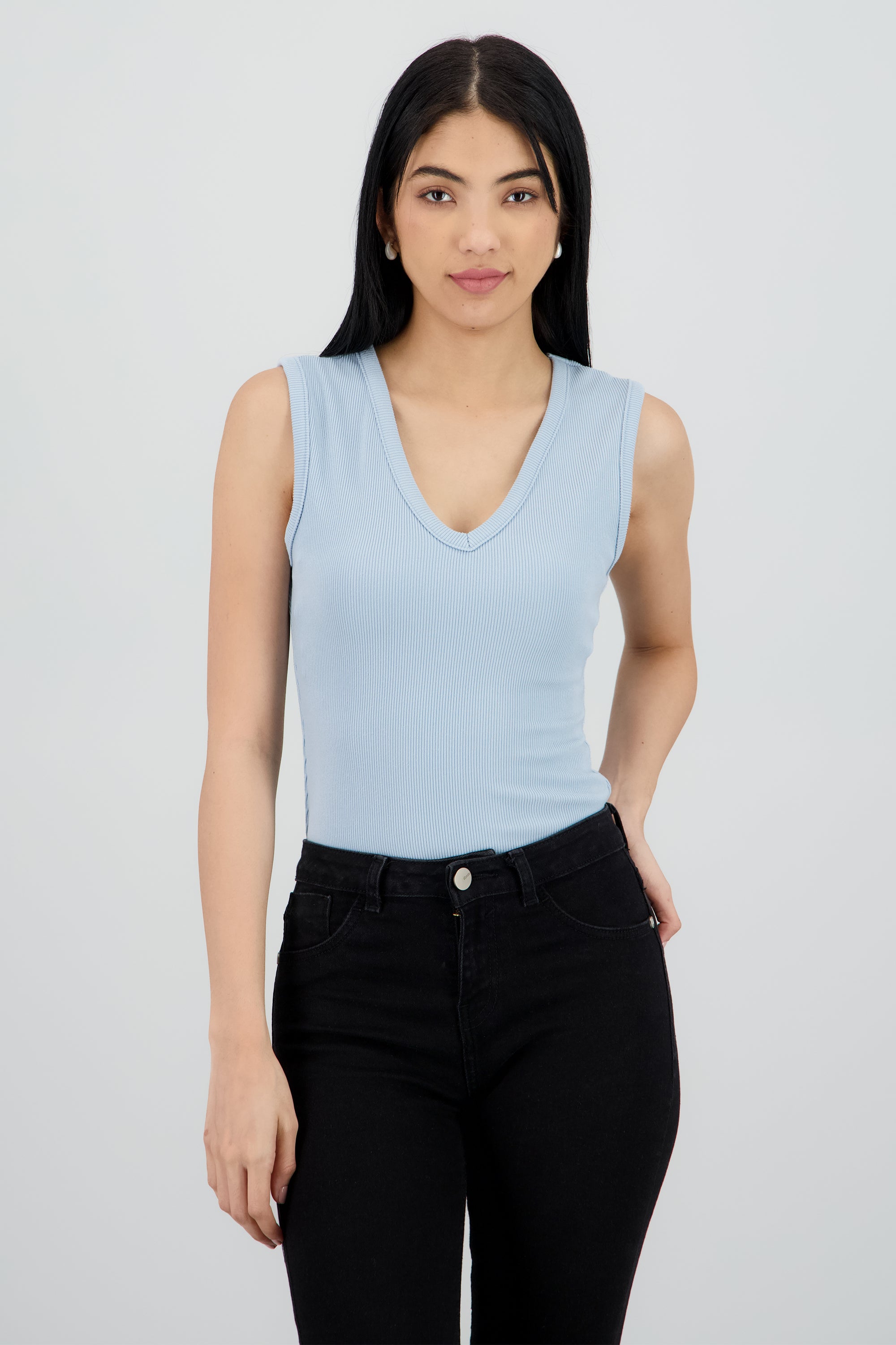 Bodysuit sin manga cuello v rib AZUL PASTEL