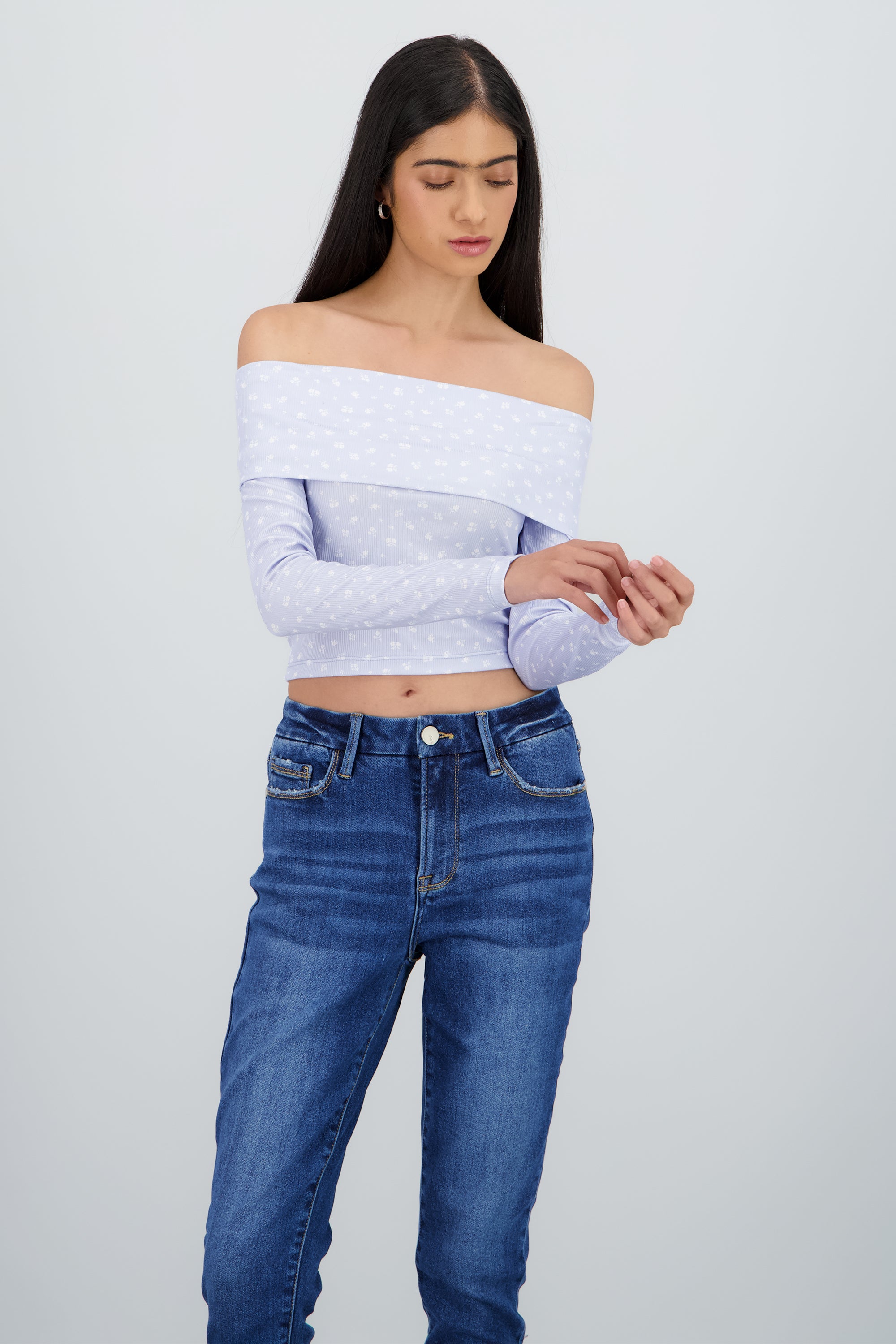 Blusa manga larga off shoulder mini flores AZUL PASTEL