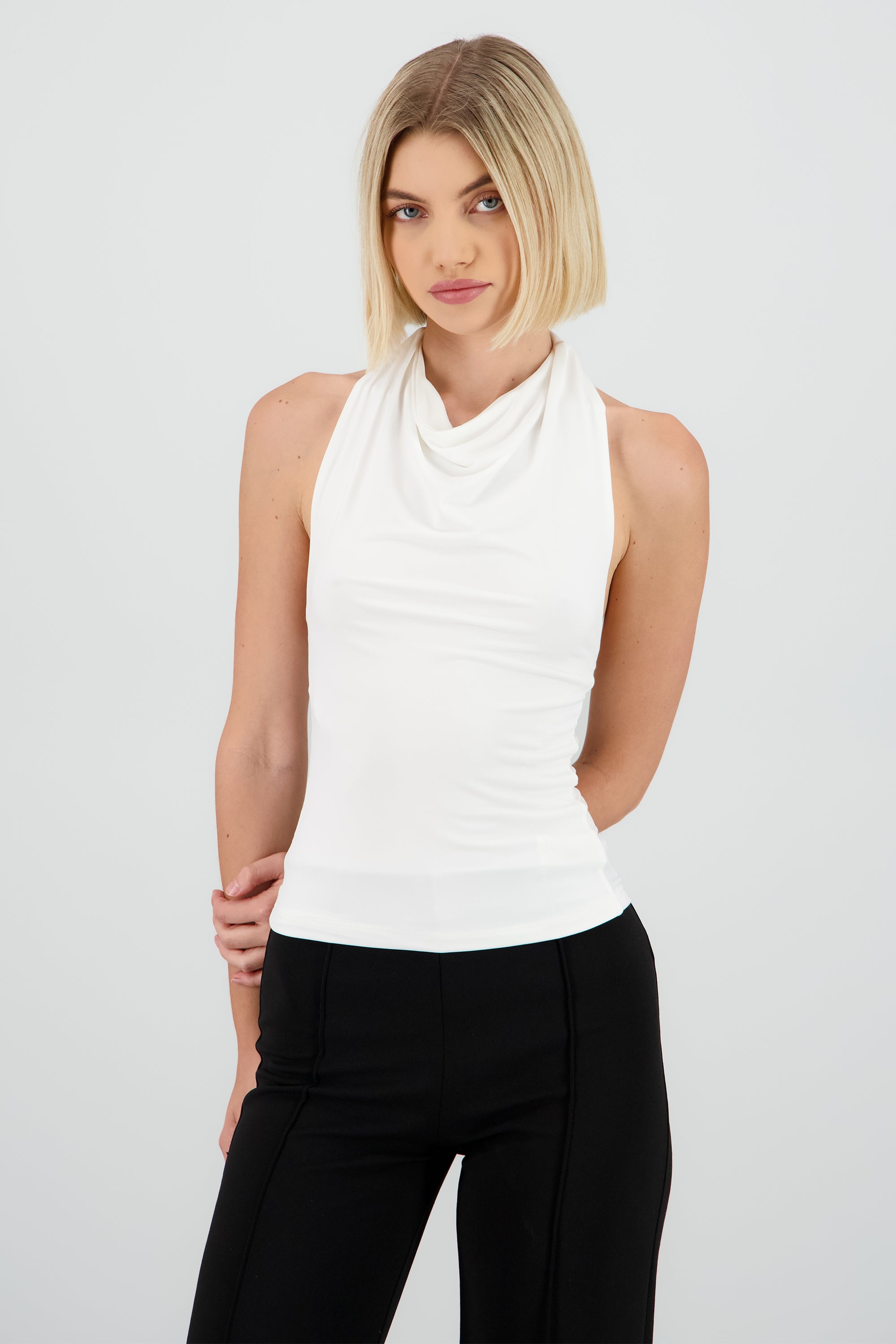 Top cuello cascada halter BLANCO