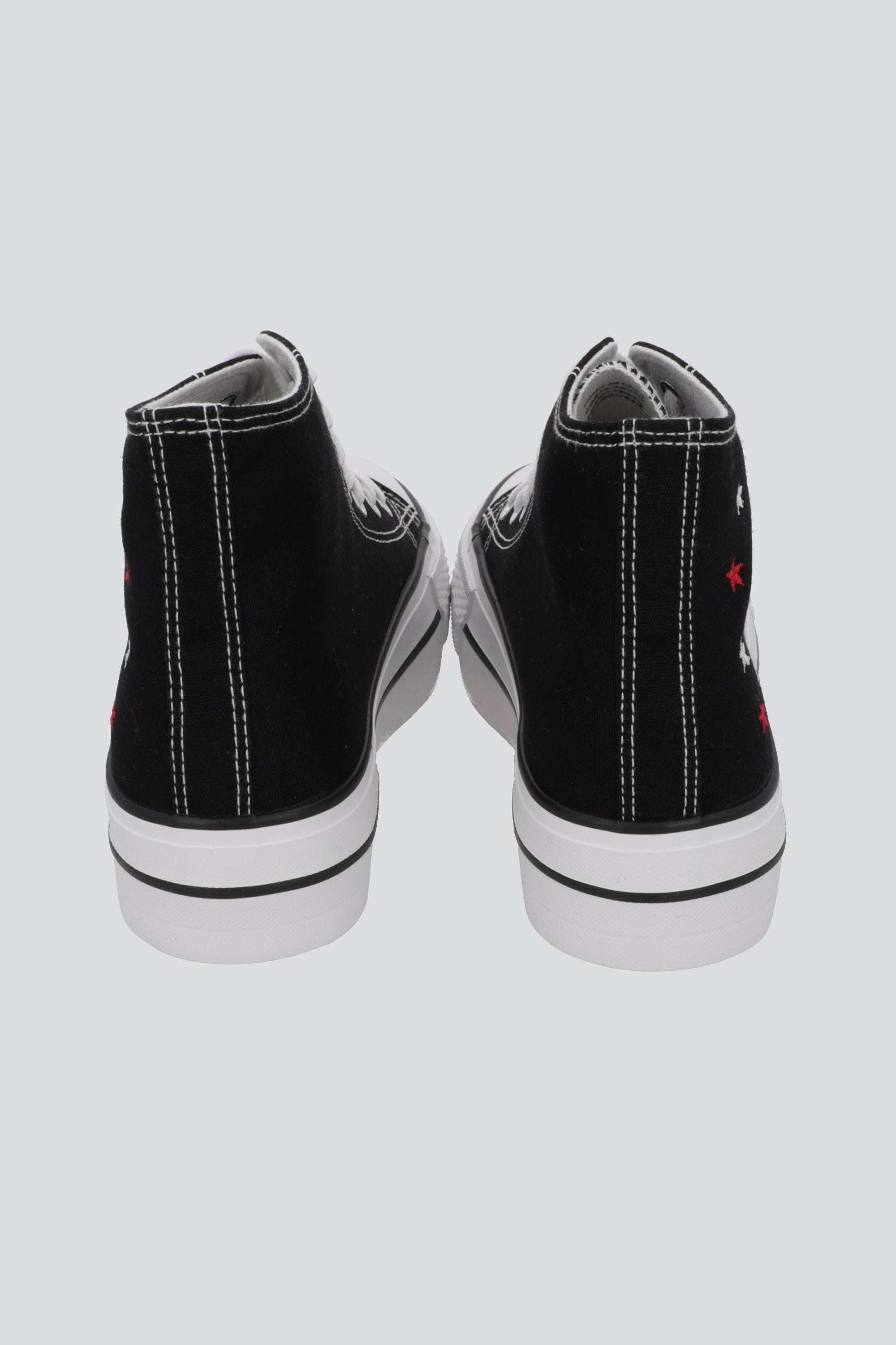 Tenis canvas estrellas NEGRO