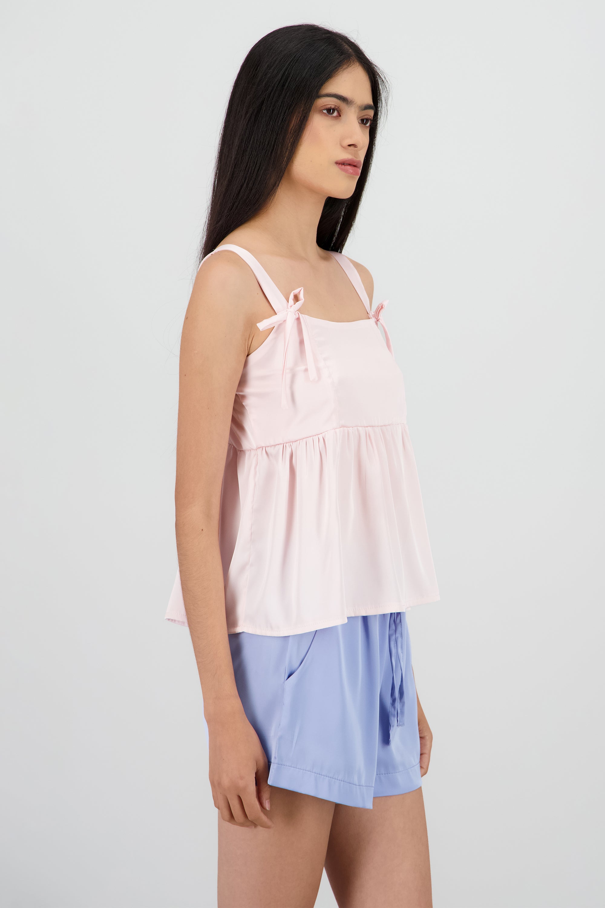 Top liso satin det moños ROSA PASTEL