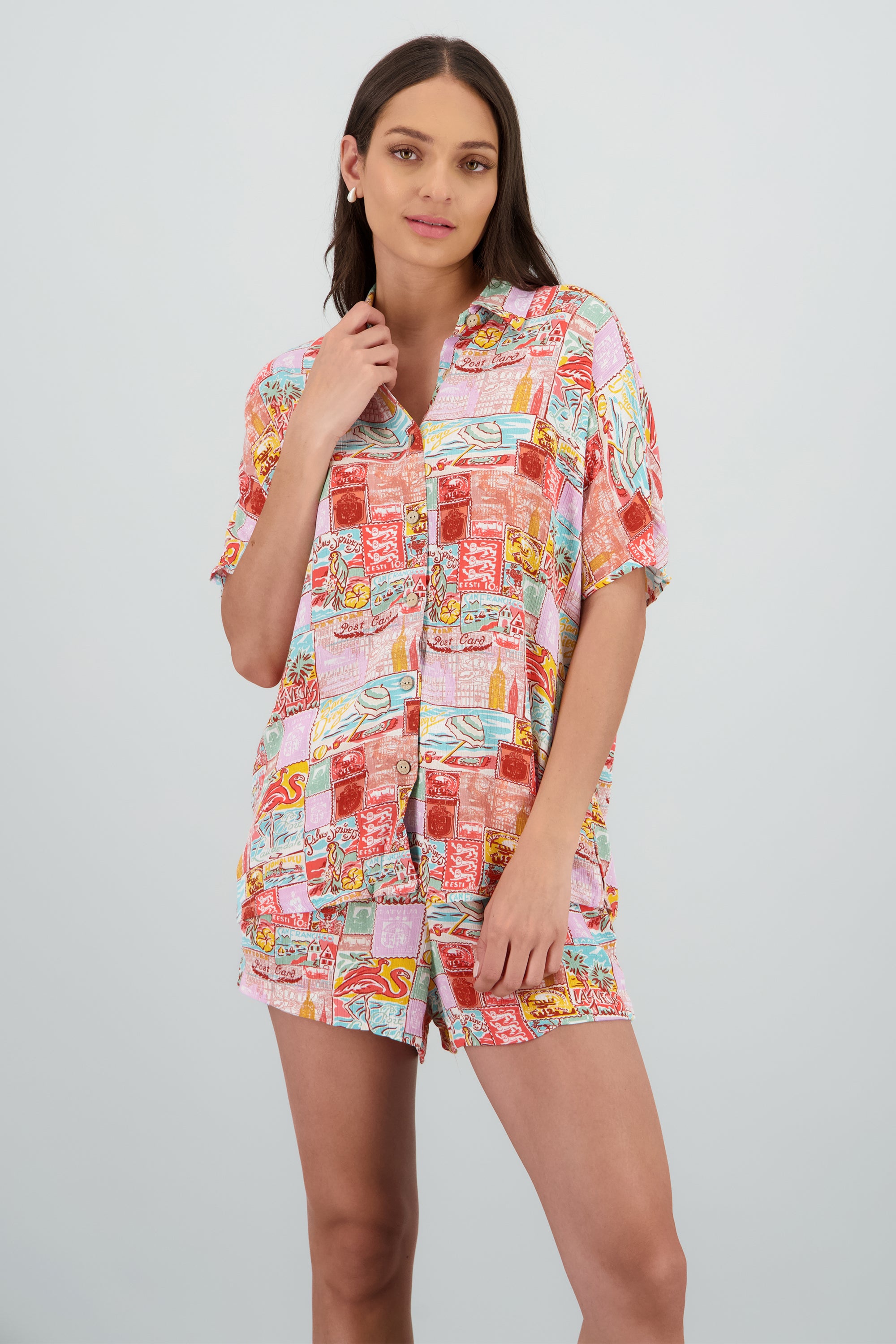 Camisa manga corta oversized estampado MULTICOLOR