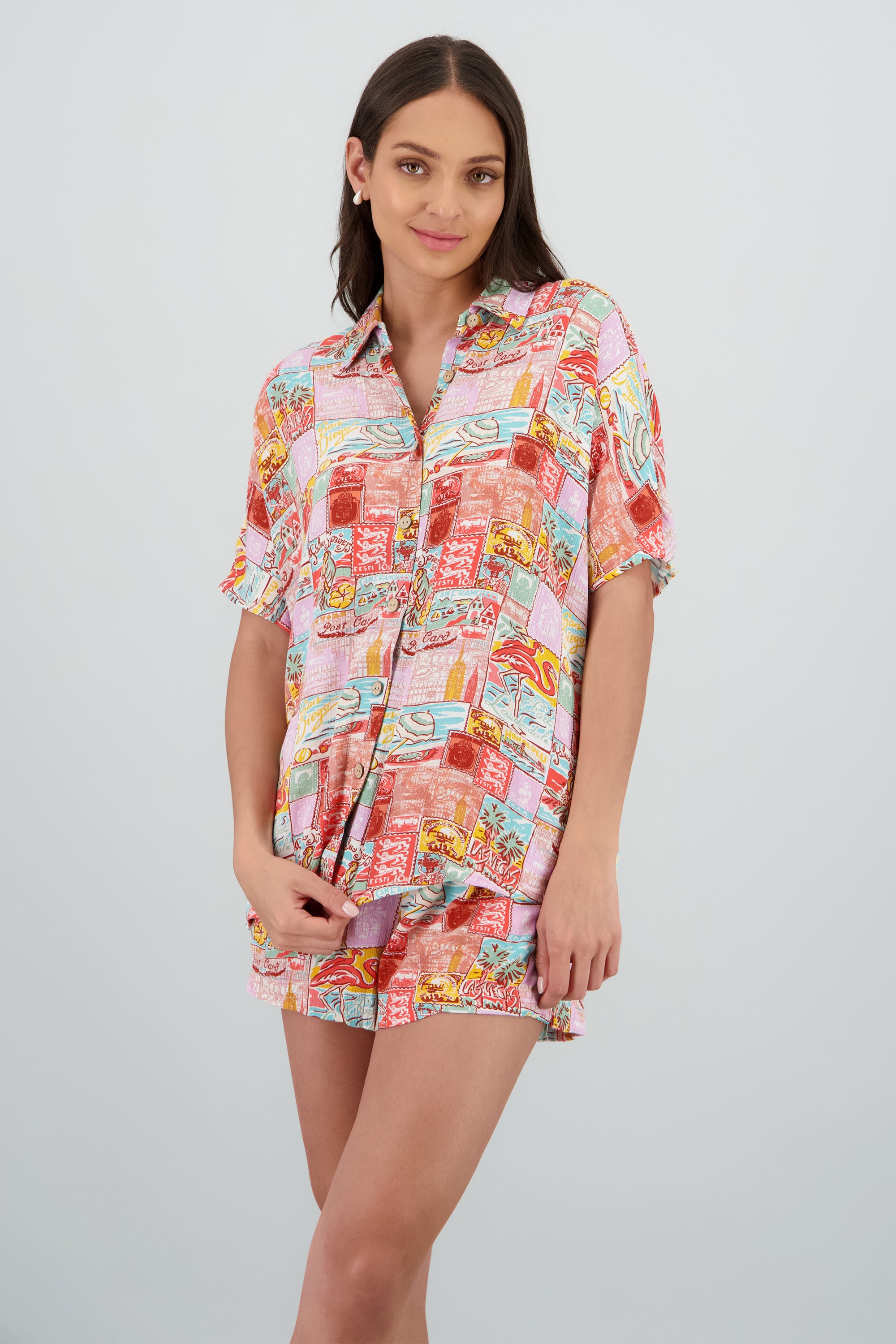 Camisa manga corta oversized estampado MULTICOLOR