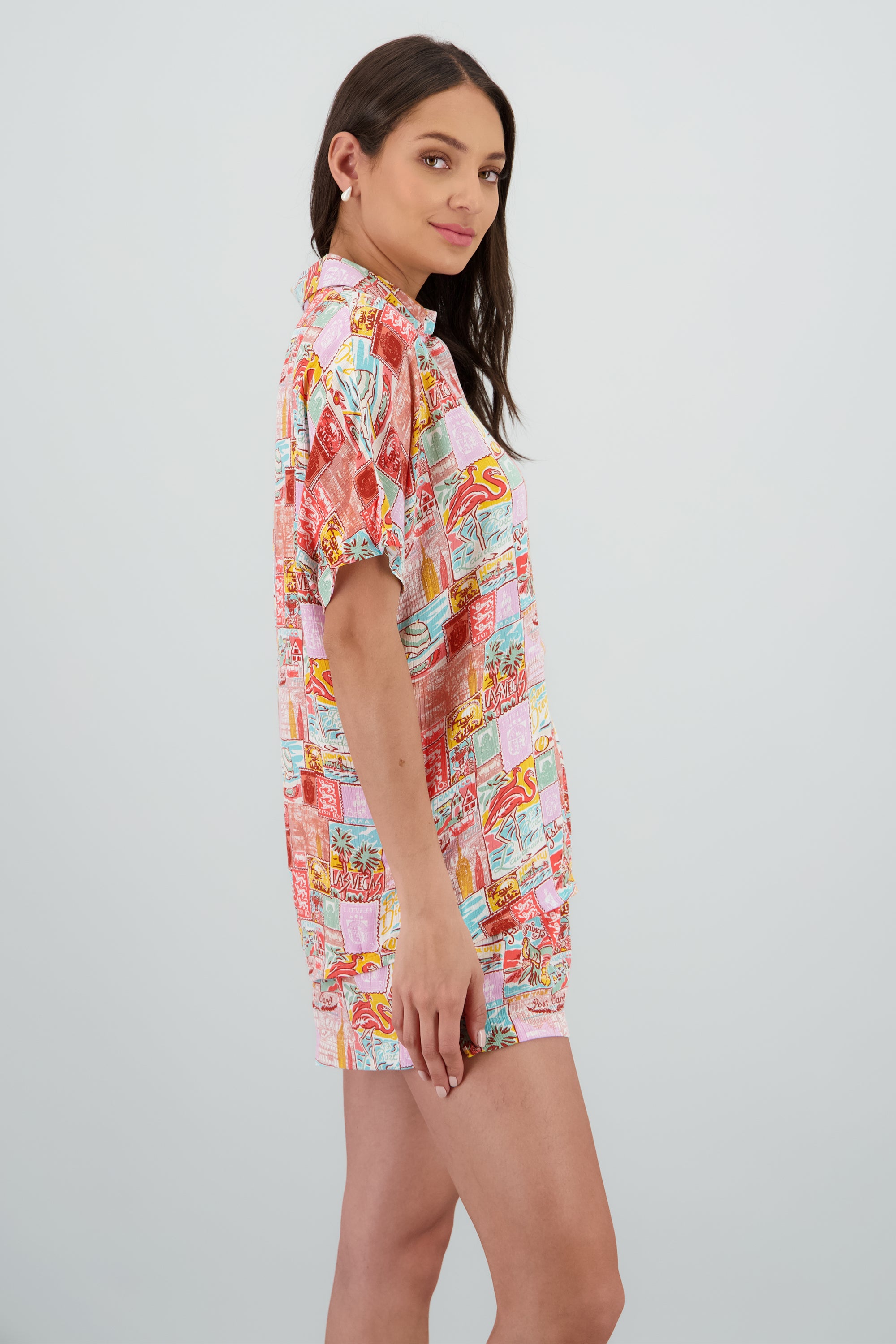 Camisa manga corta oversized estampado MULTICOLOR