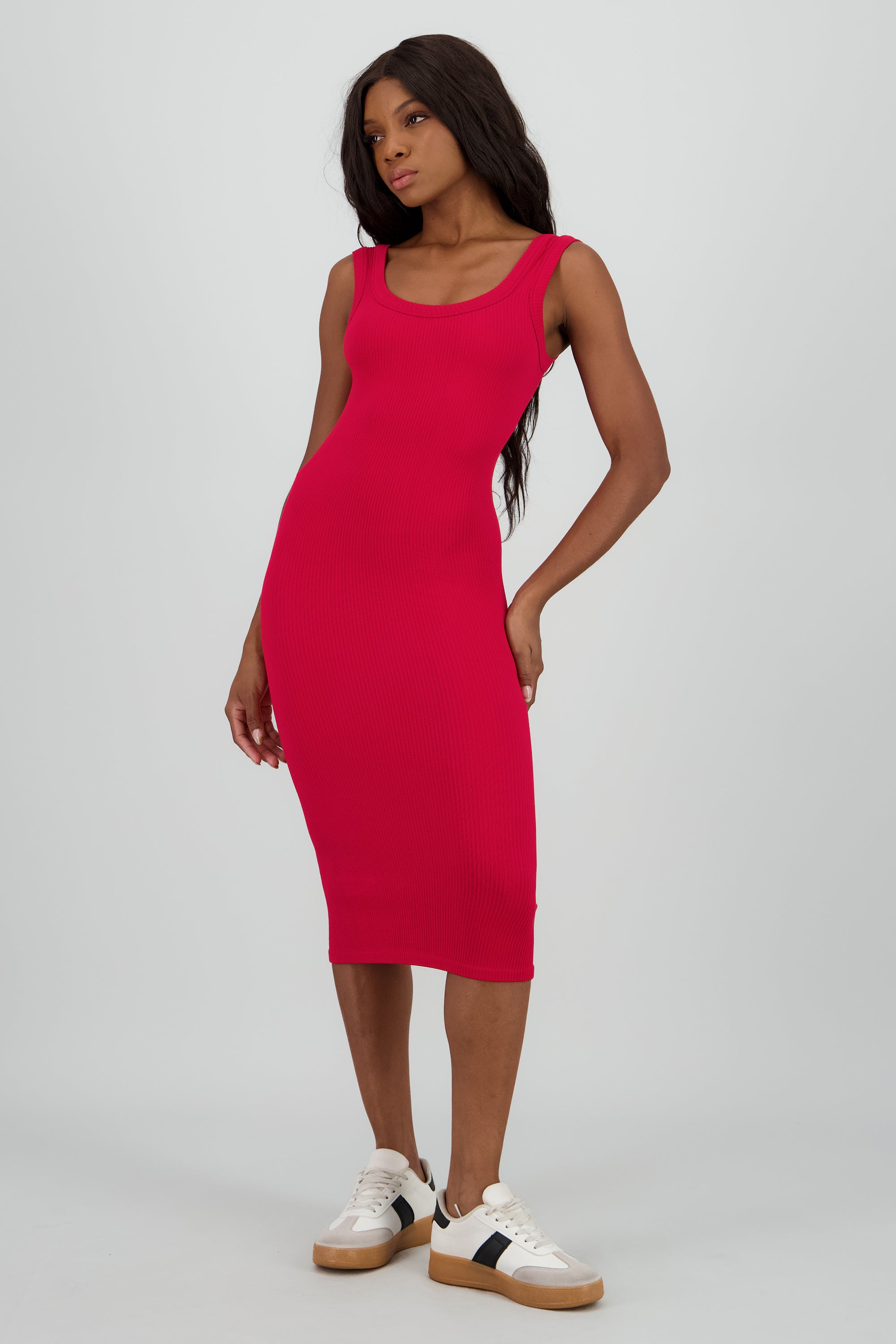 Vestido midi detalle seamless liso ROJO