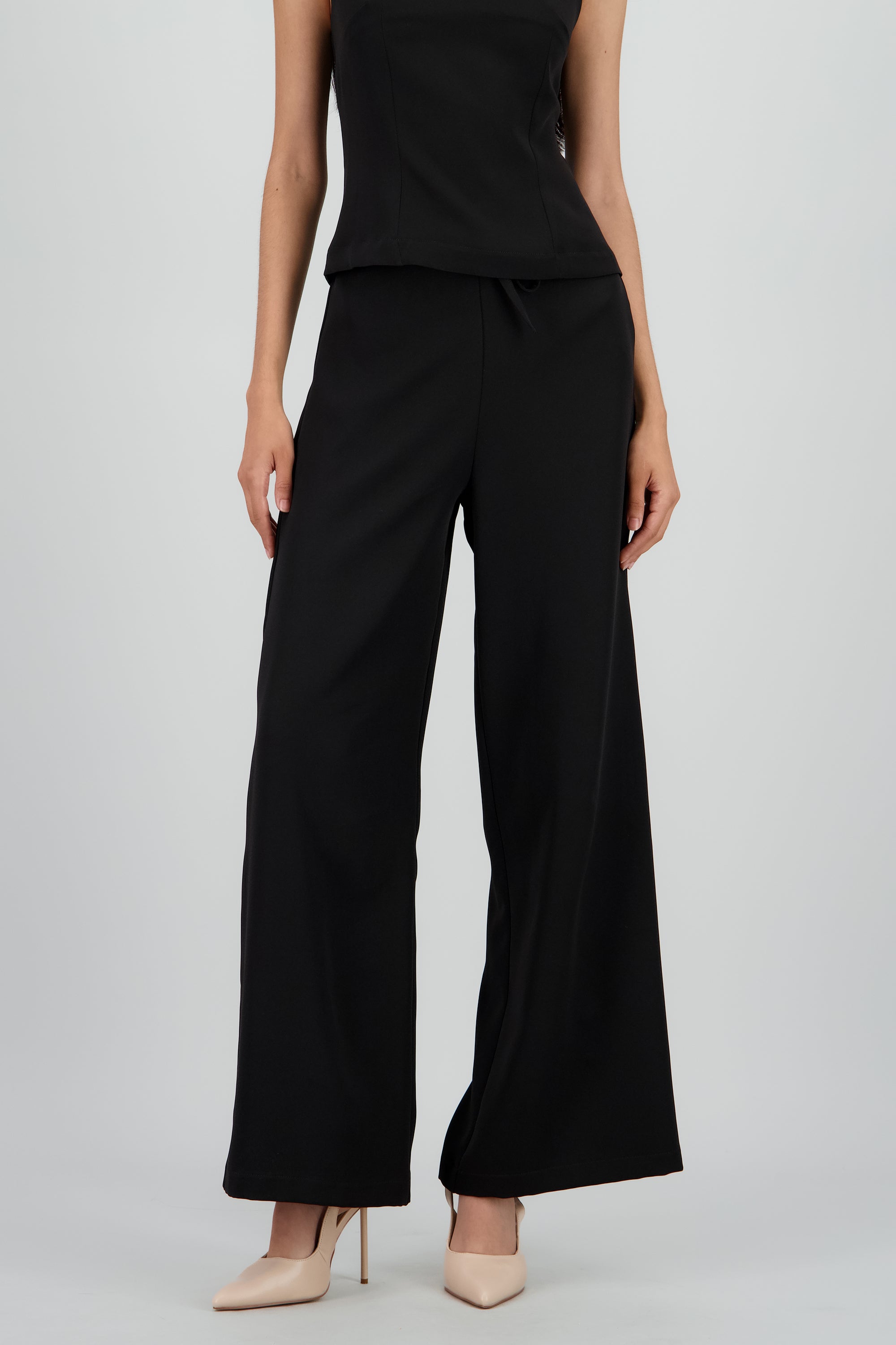 Pantalon amplio detalle laso NEGRO