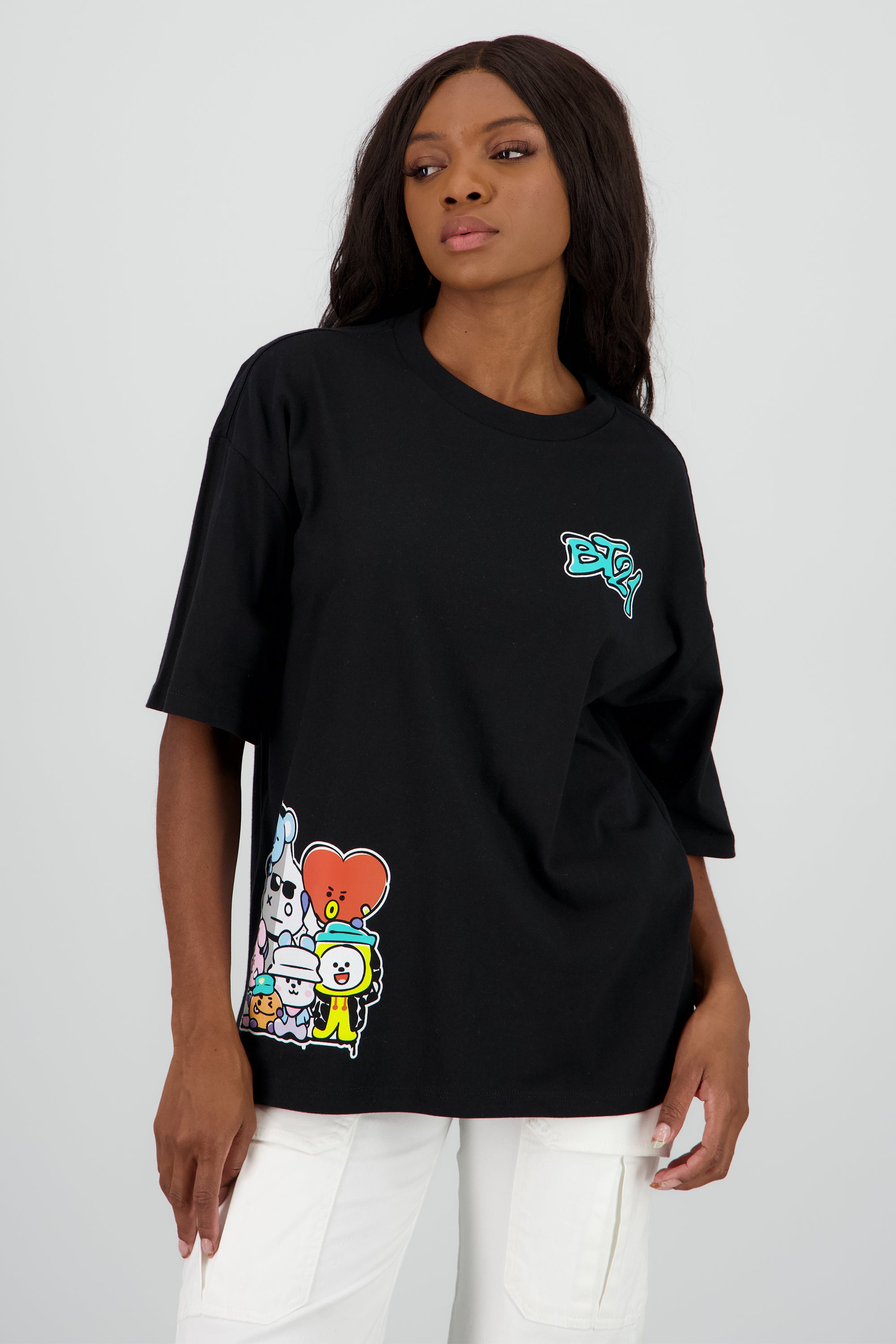 Playera BT21 personajes NEGRO