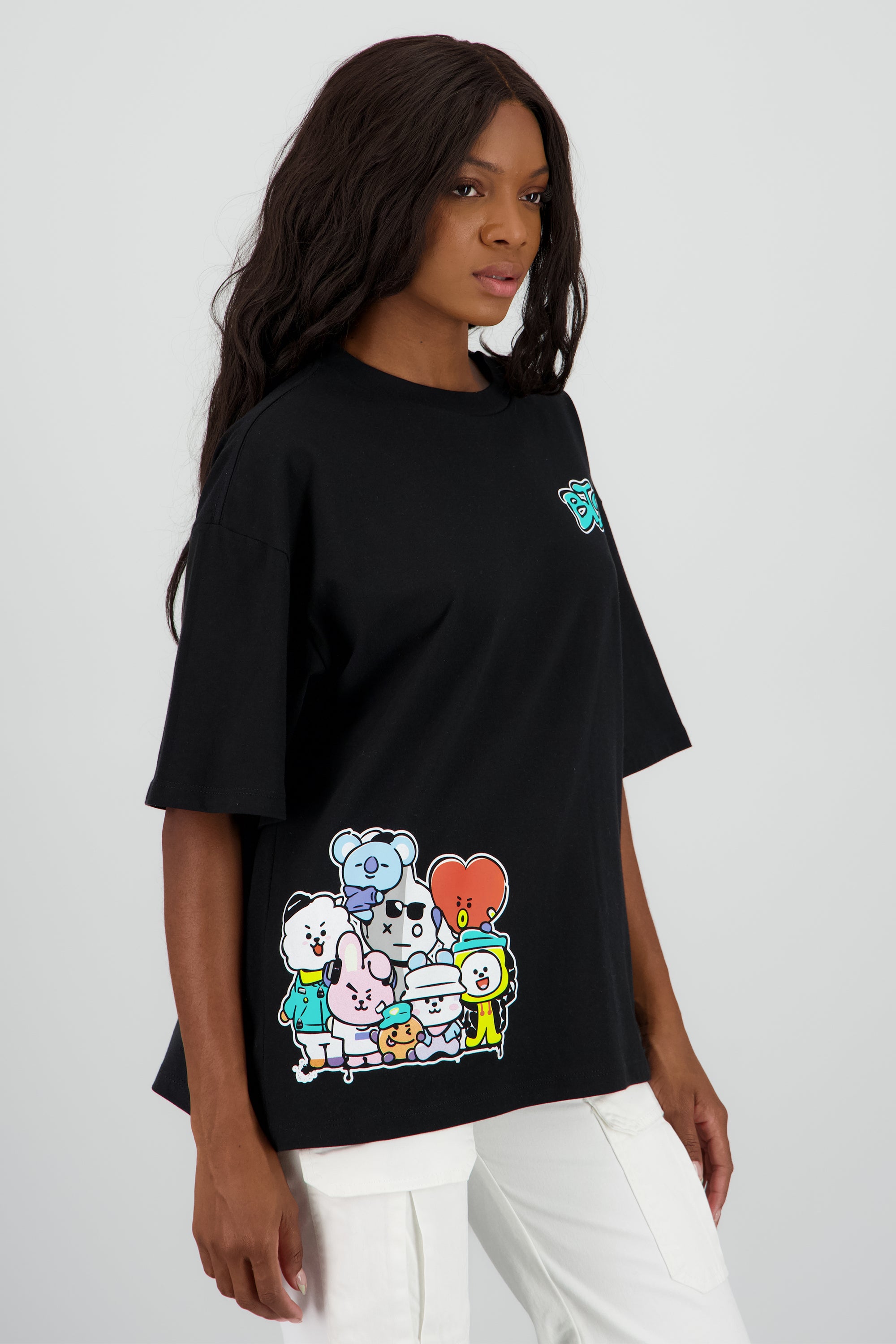 Playera BT21 personajes NEGRO