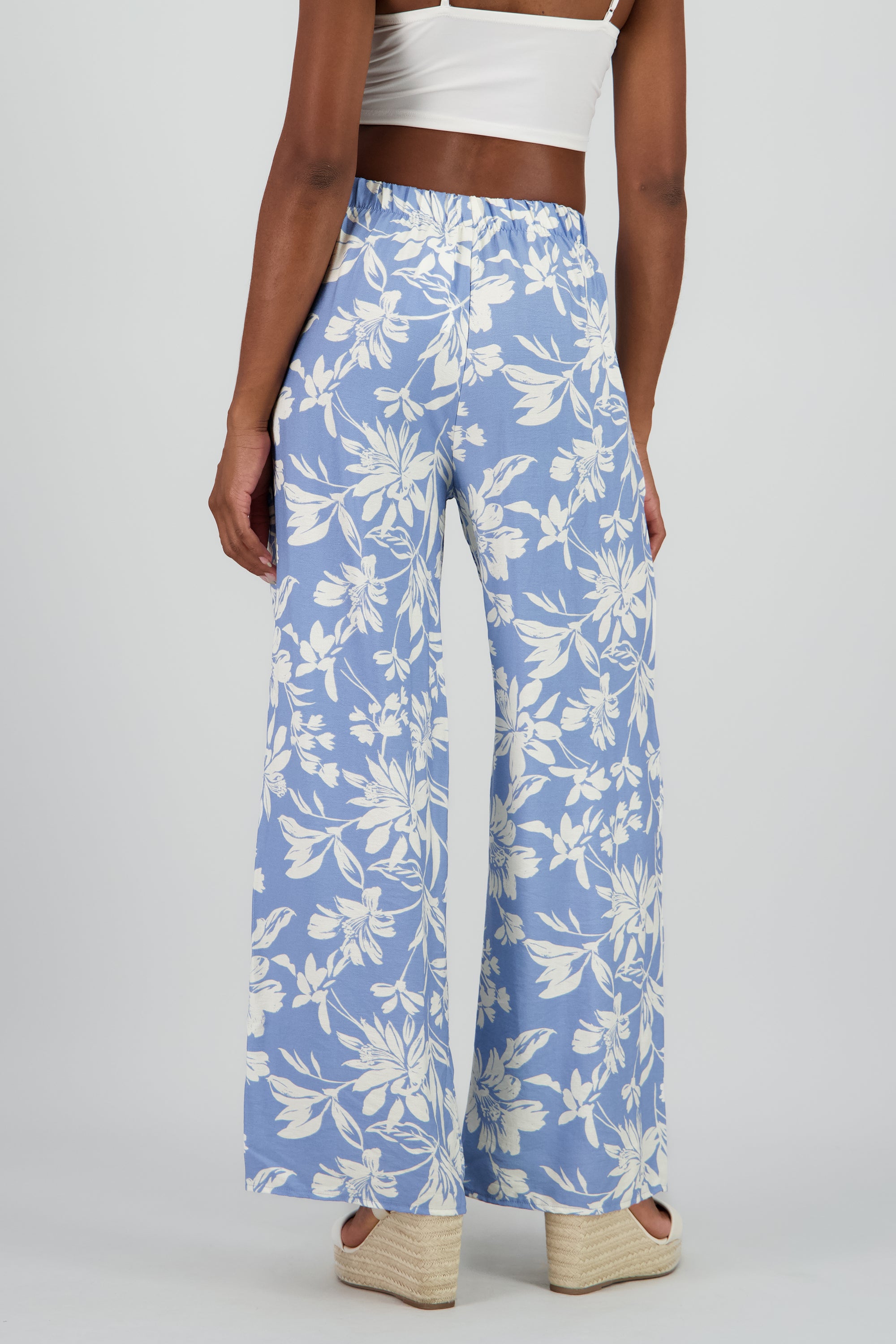 Pantalon amplio detalle pinzas estampado AZUL COMBO