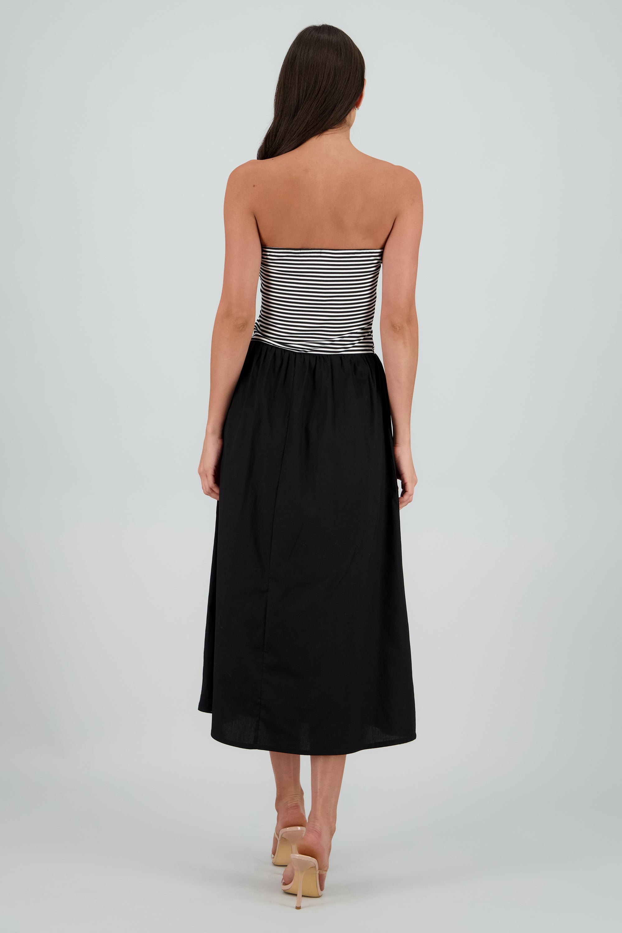 Vestido midi strapless detalle burbuja NEGRO COMBO