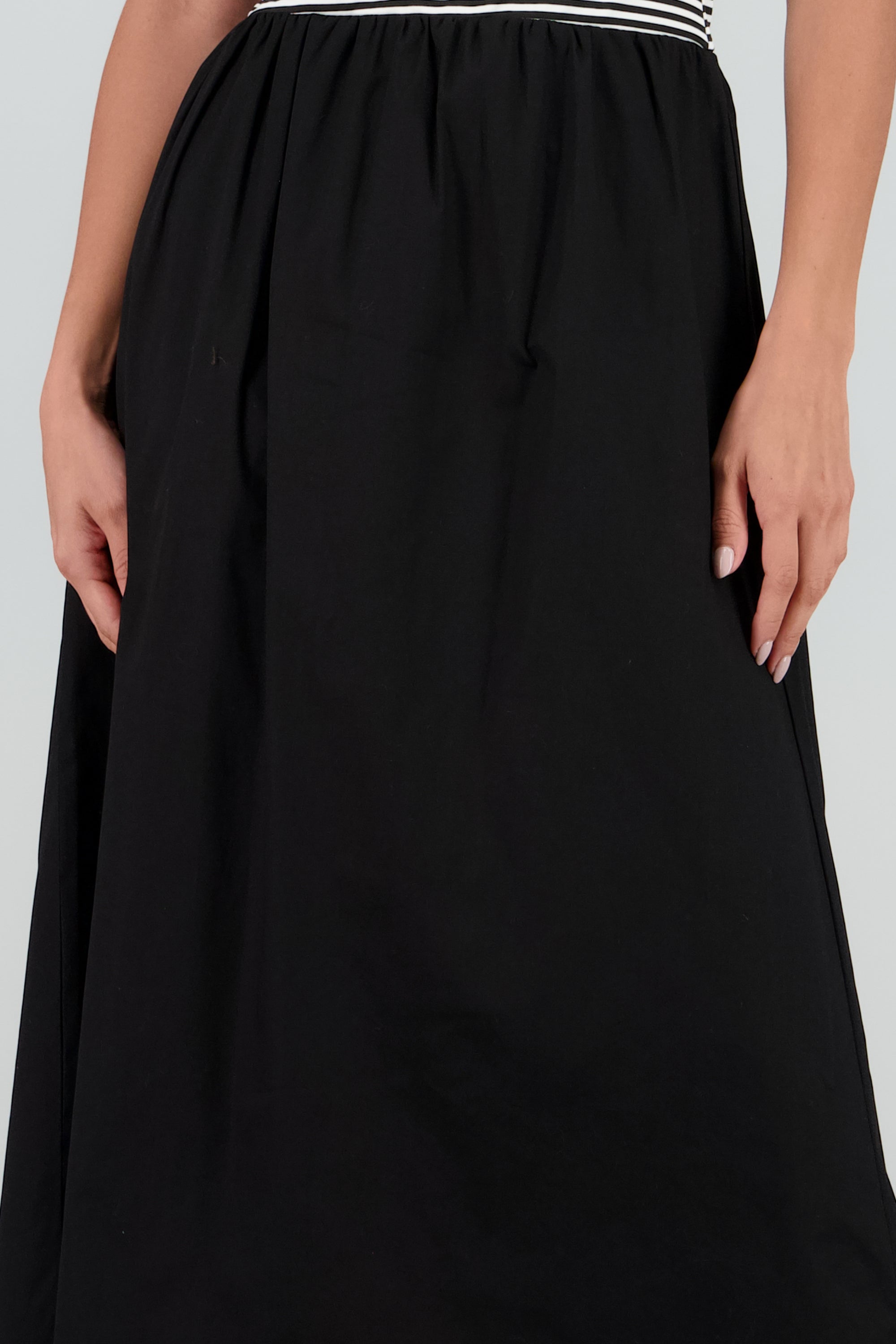 Vestido midi strapless detalle burbuja NEGRO COMBO