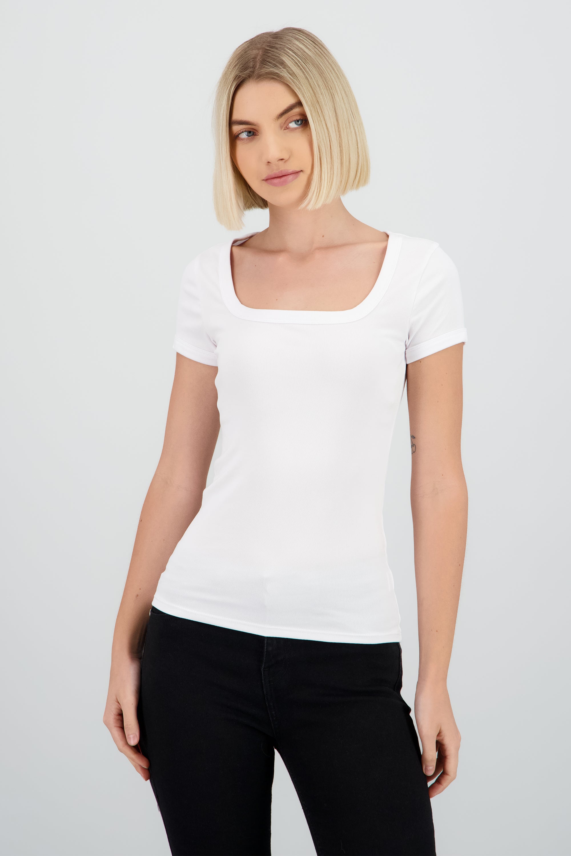 Top basico escote cuadrado BLANCO