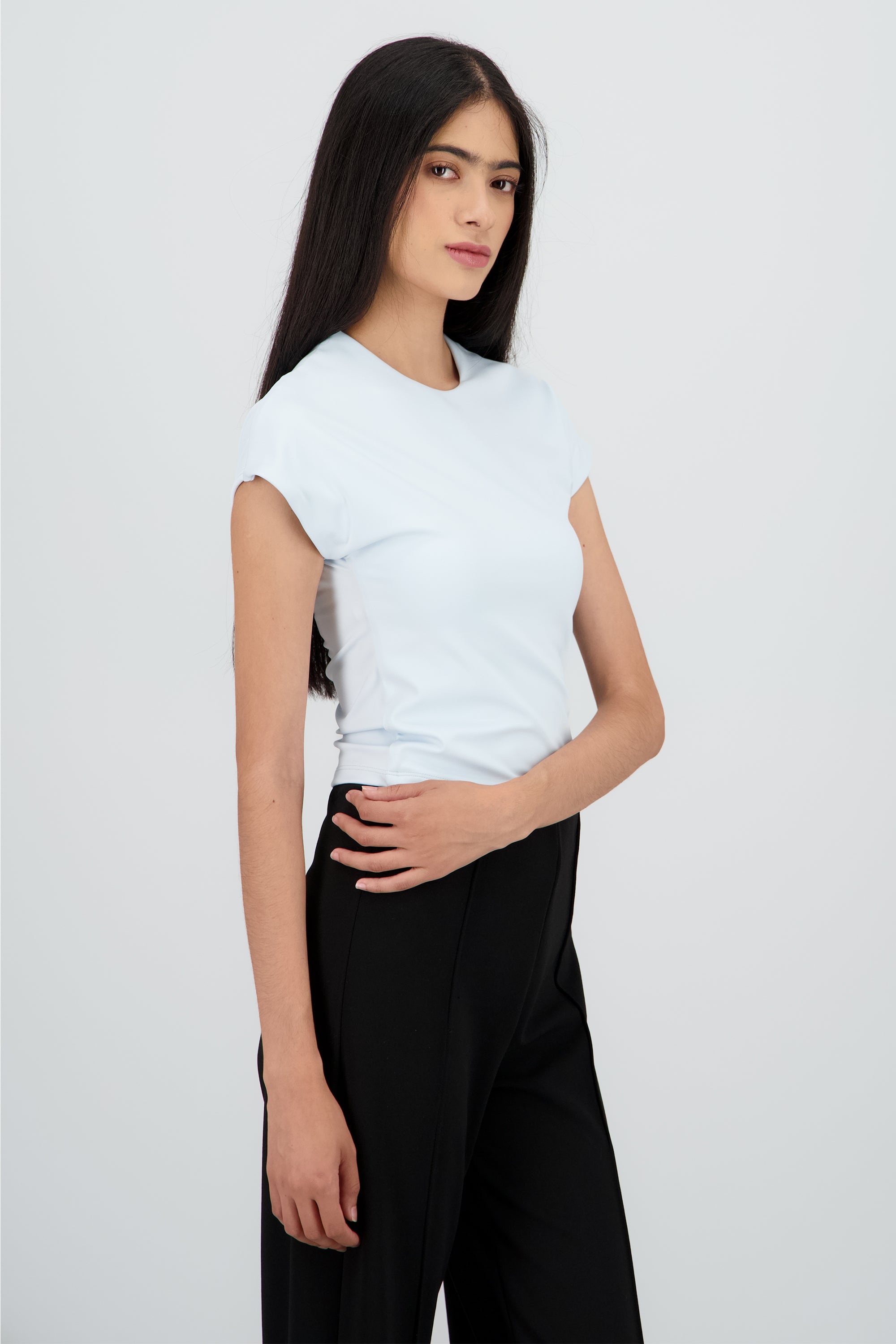 Top manga corta cuello redondo AZUL PASTEL