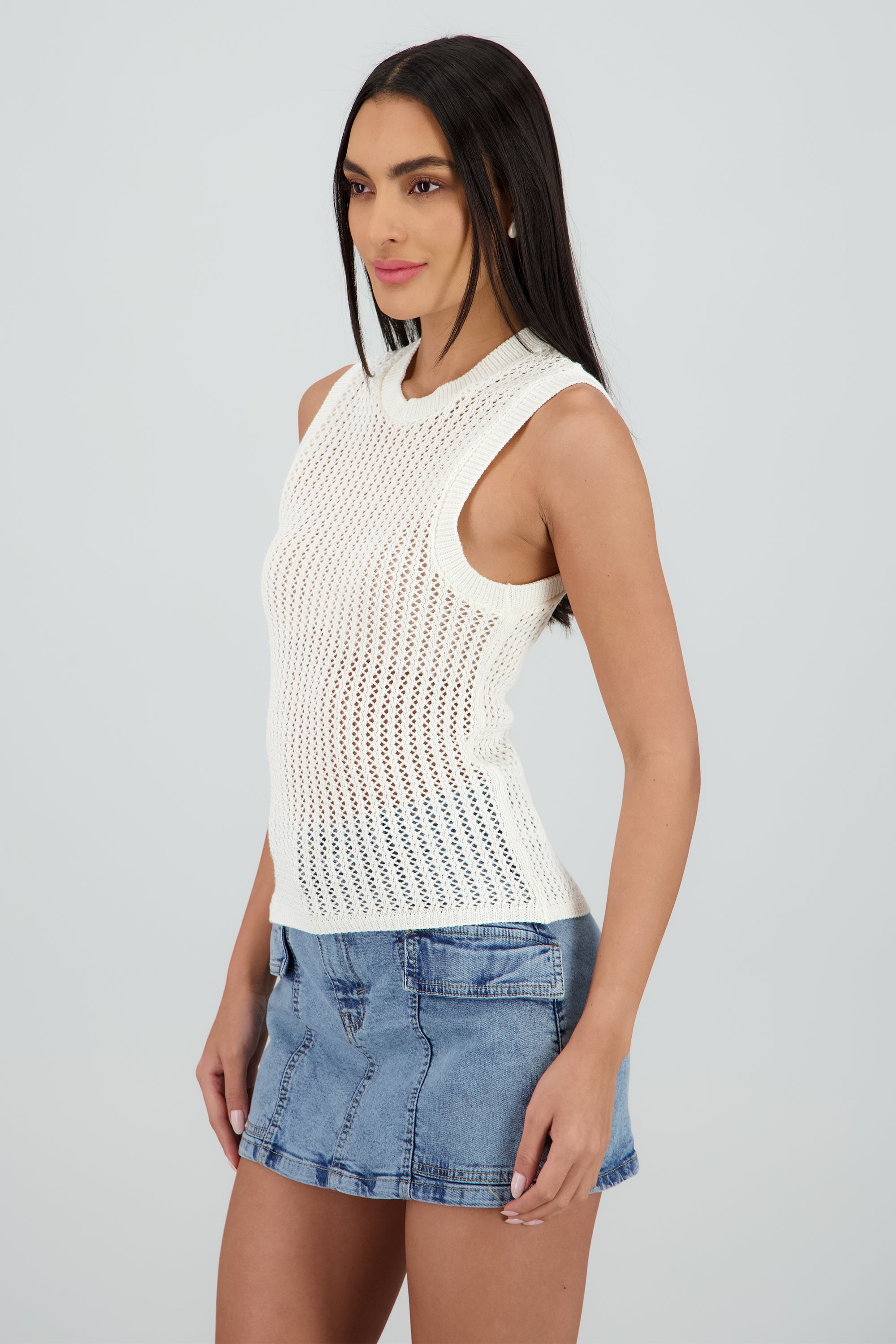 Chaleco cuello redondo calado BLANCO