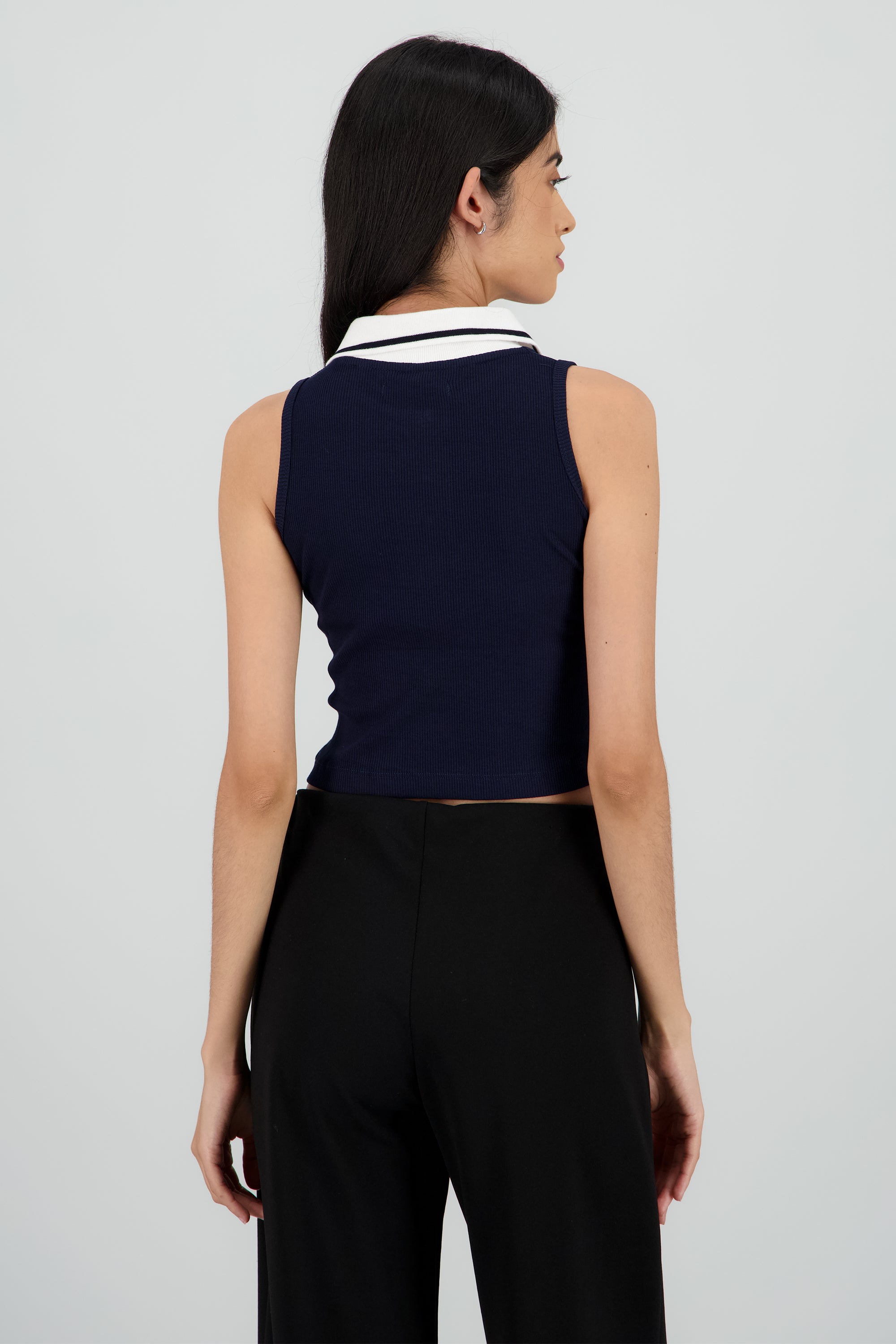 Top sin mangas cuello polo contraste MARINO