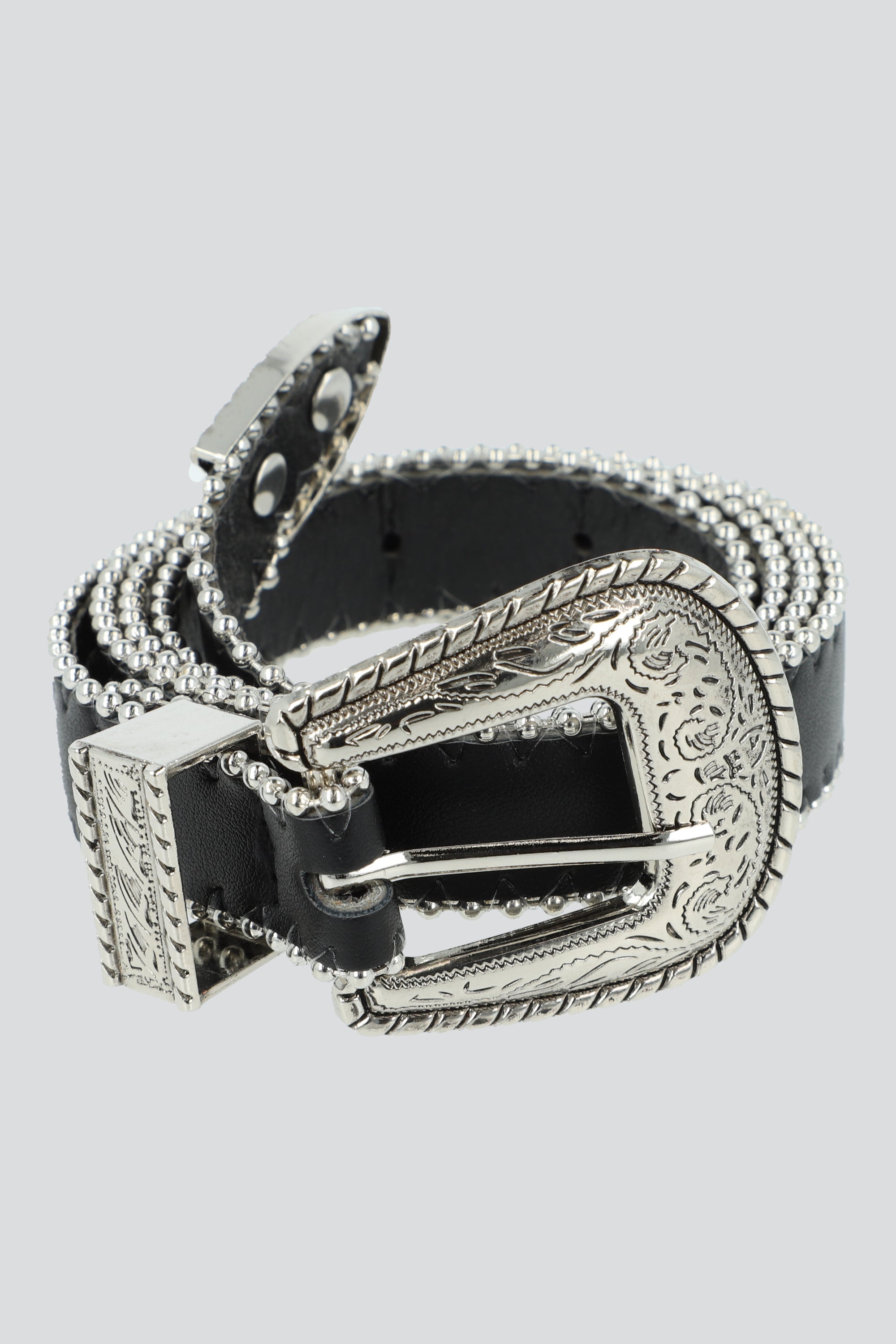 Cinturon orilla detalle metal NEGRO