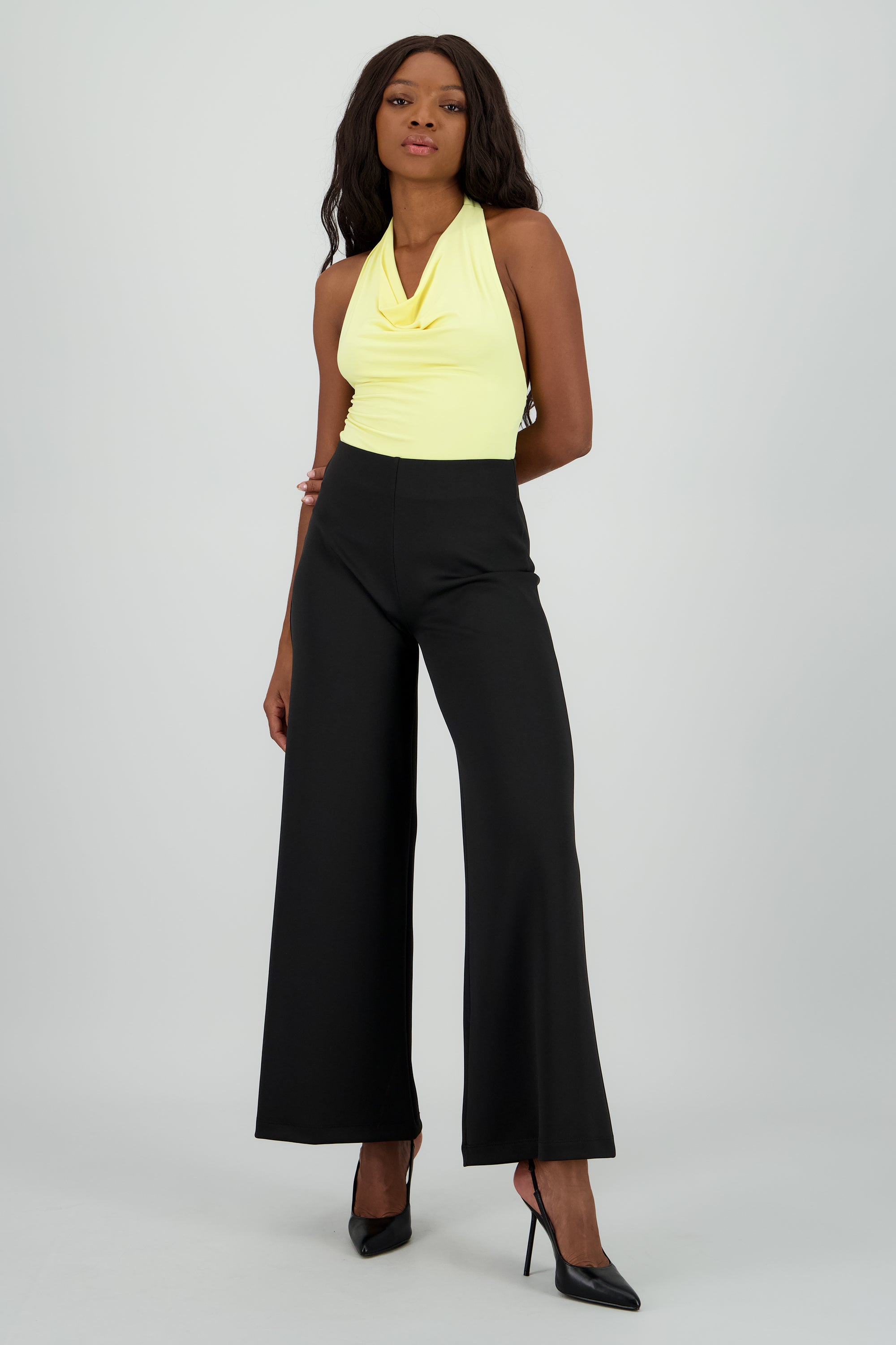 Pantalon liso wide leg NEGRO