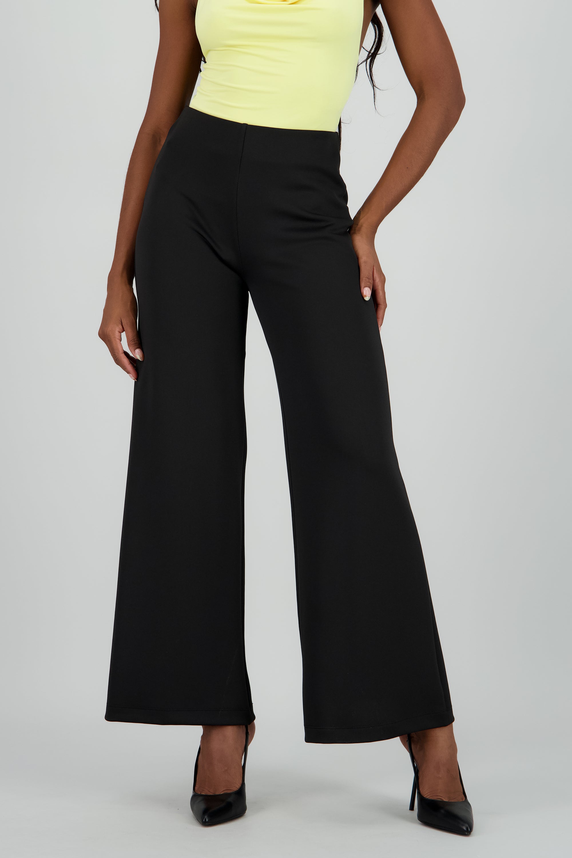 Pantalon liso wide leg NEGRO
