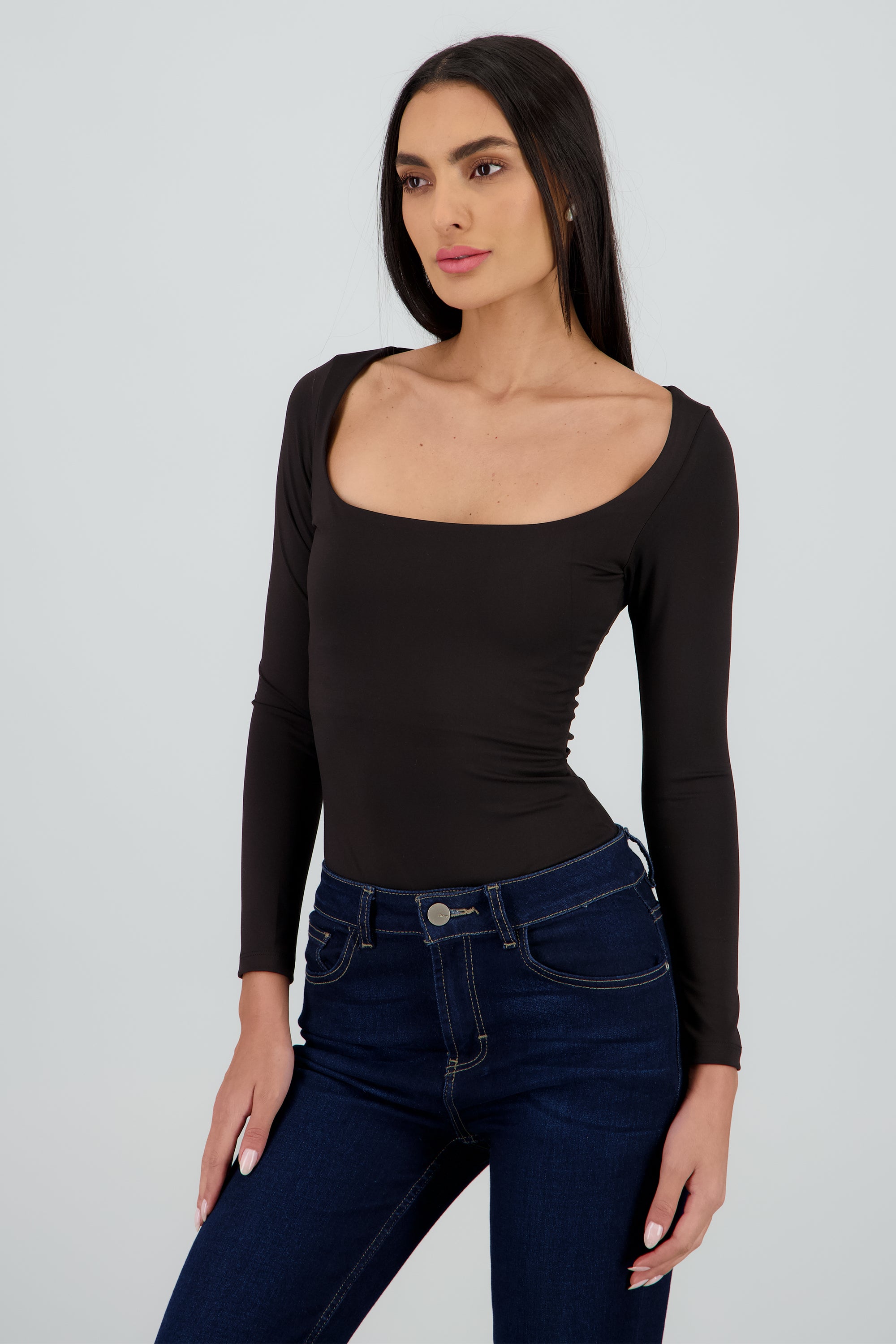 Body manga larga escote cuadrado NEGRO